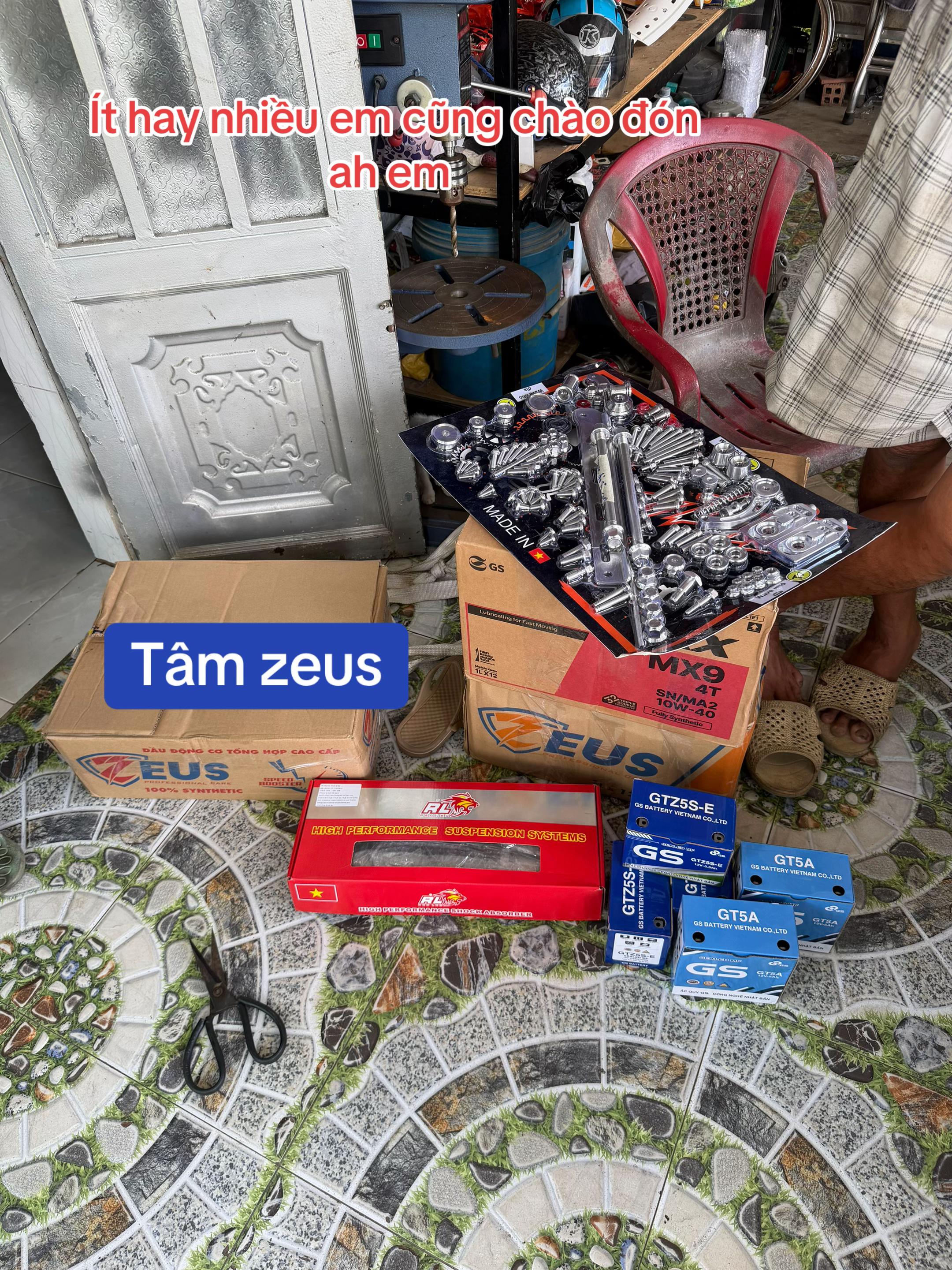 @Tâm Zeus