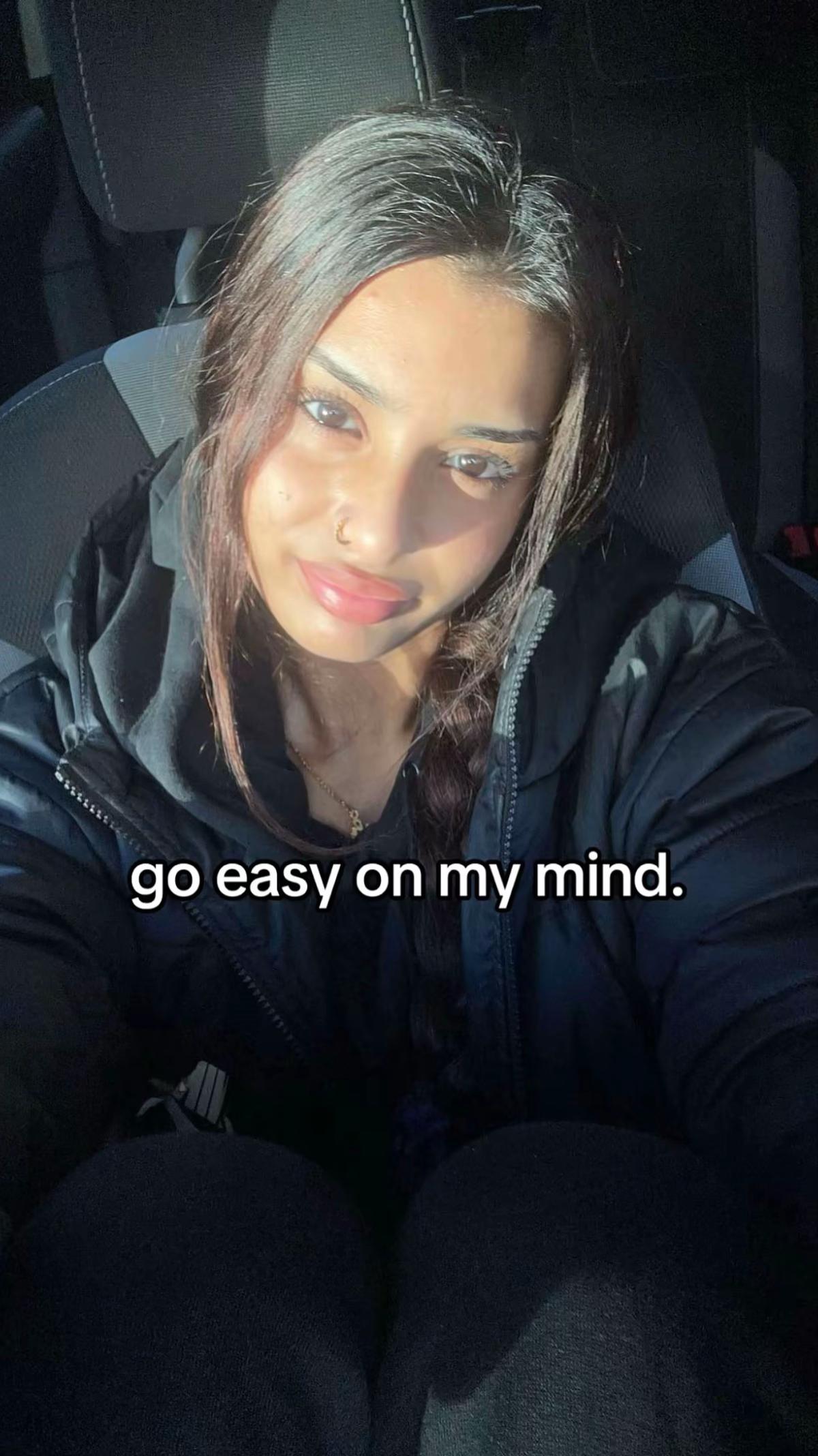 @Riya🌟