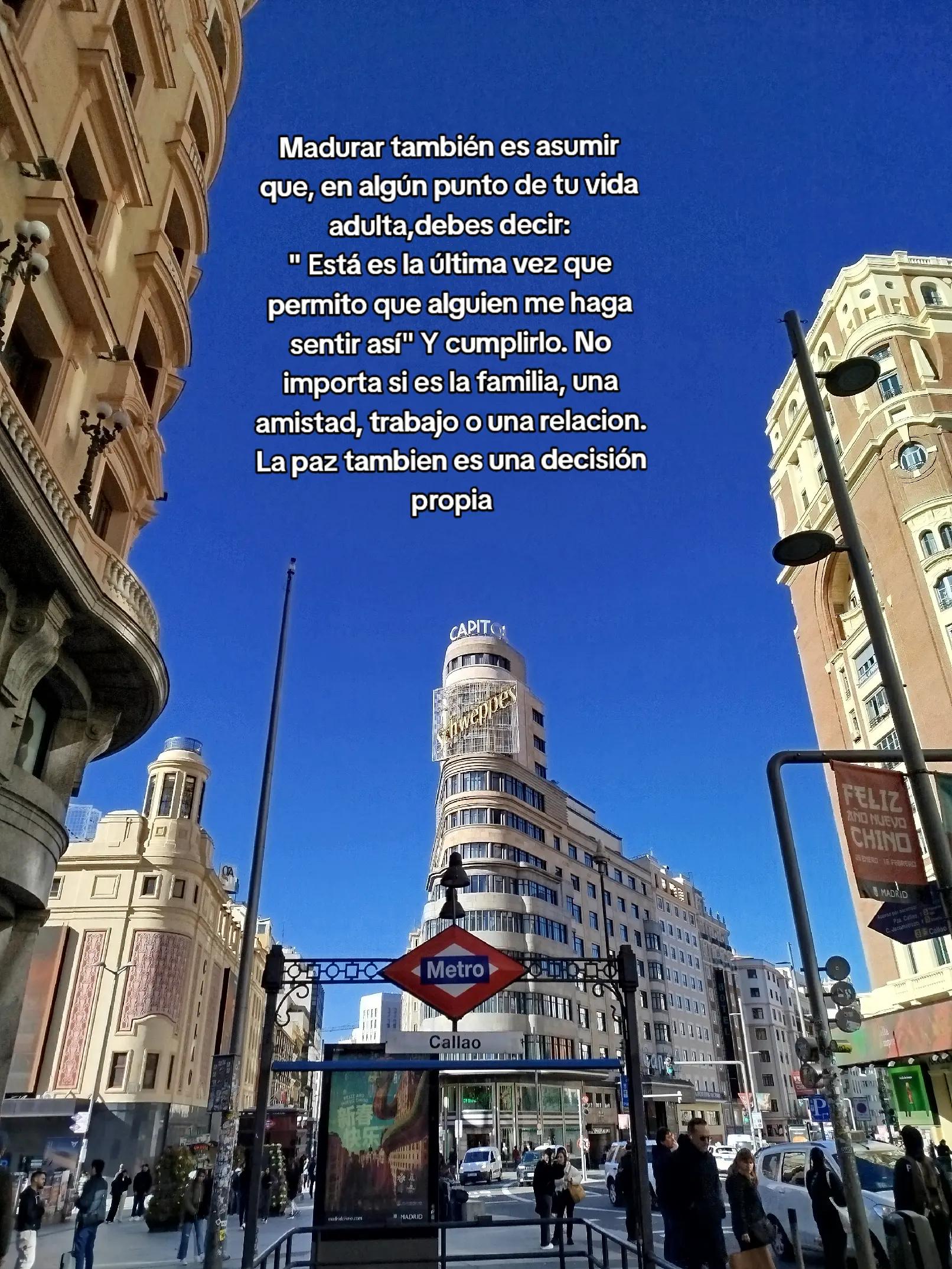 @Una cale&ntilde;a en Espa&ntilde;a.🇨🇴
