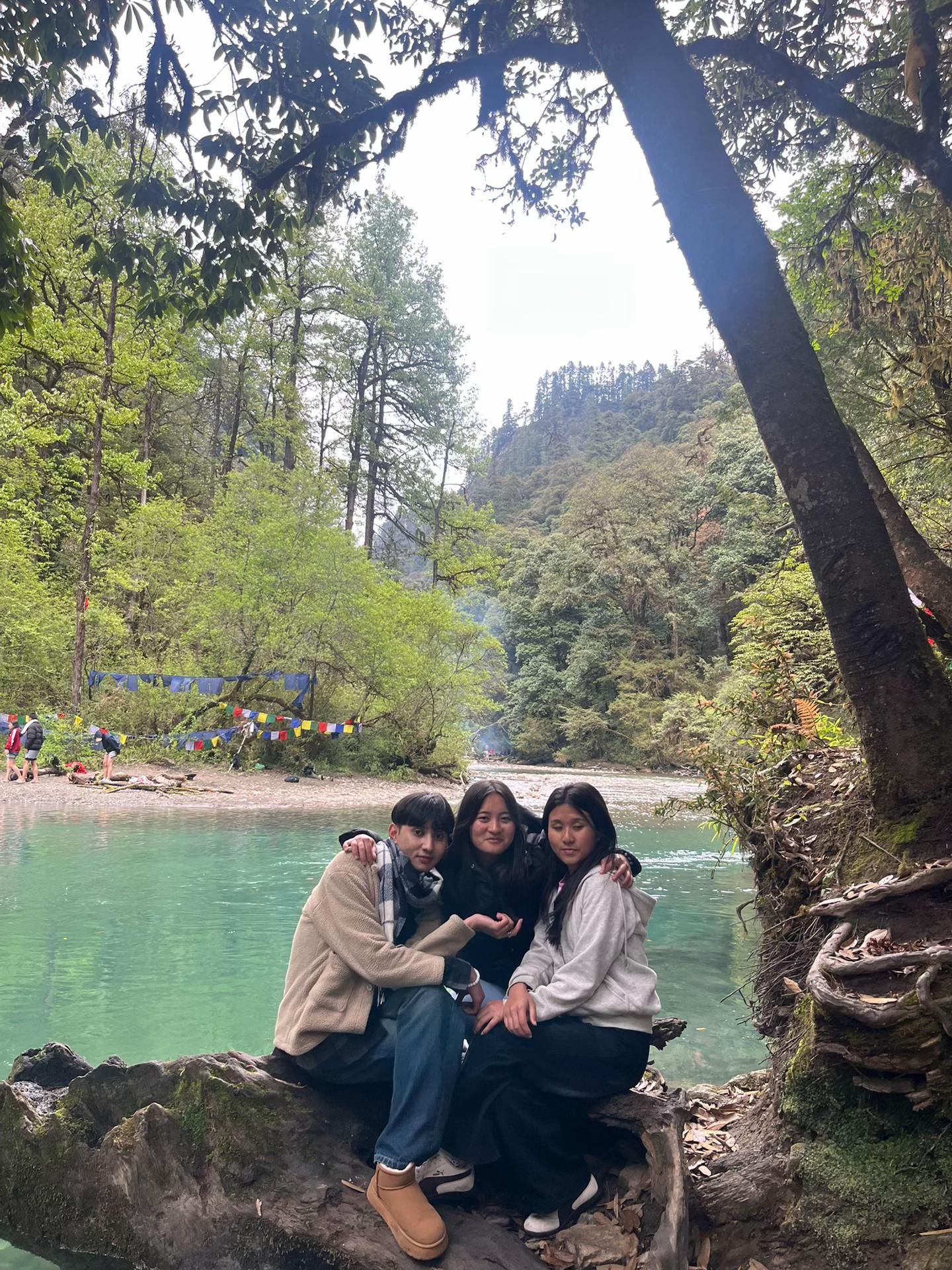 @Tashi bumps 🇧🇹