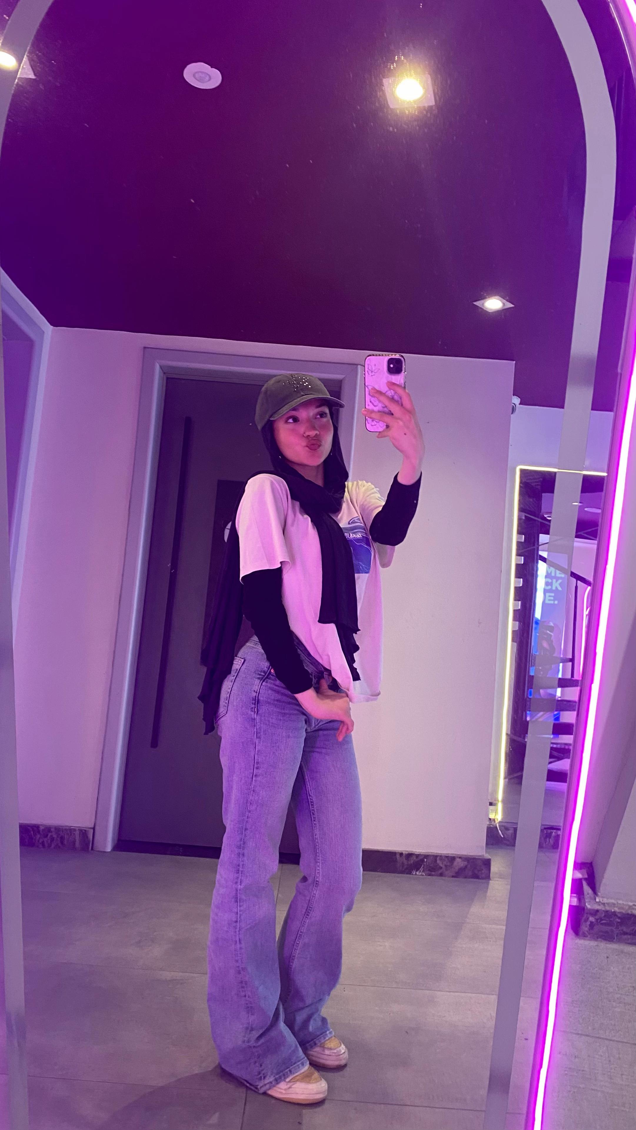 @nneevvaaa