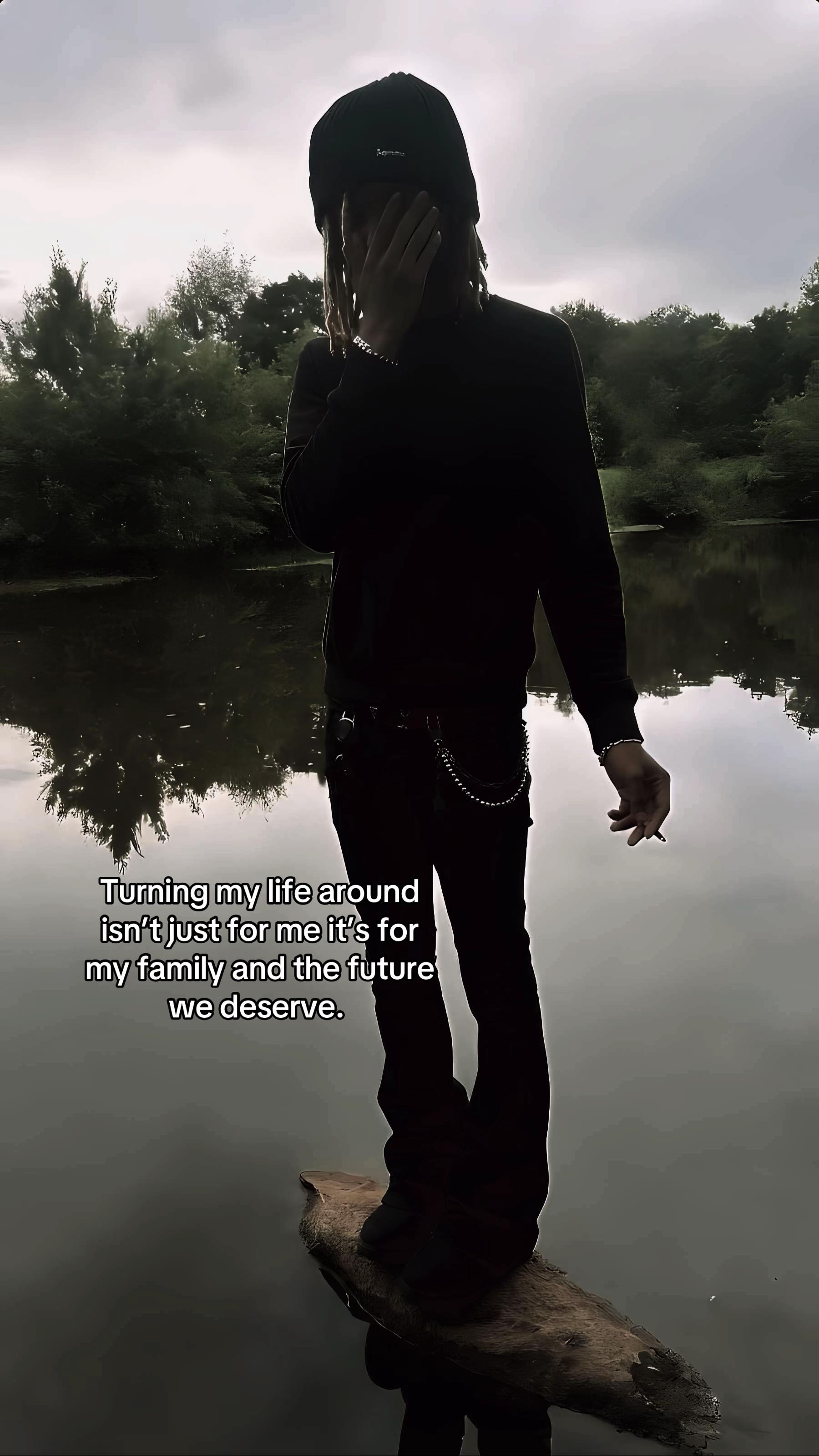 @Not.chris🗿🖤