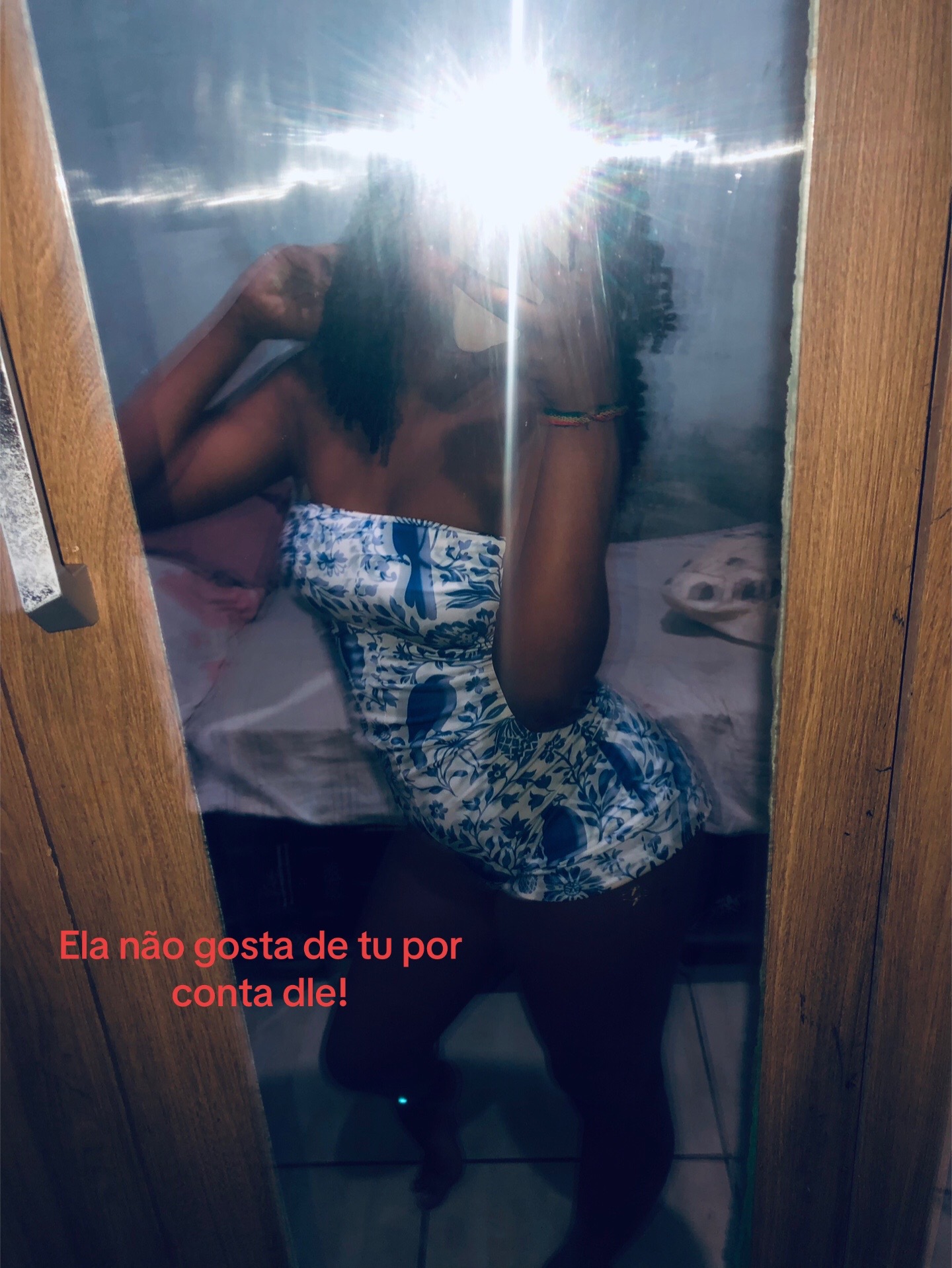 @y.vitoriaah.00