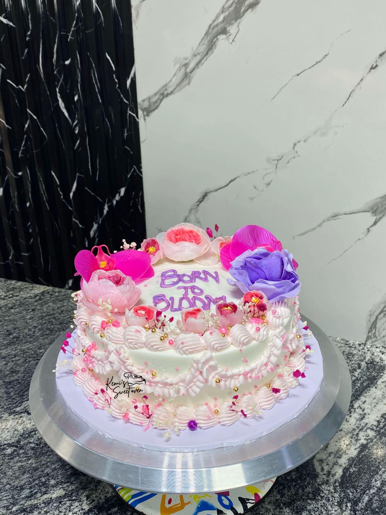 @Kemi SweetOven/Ibadan baker