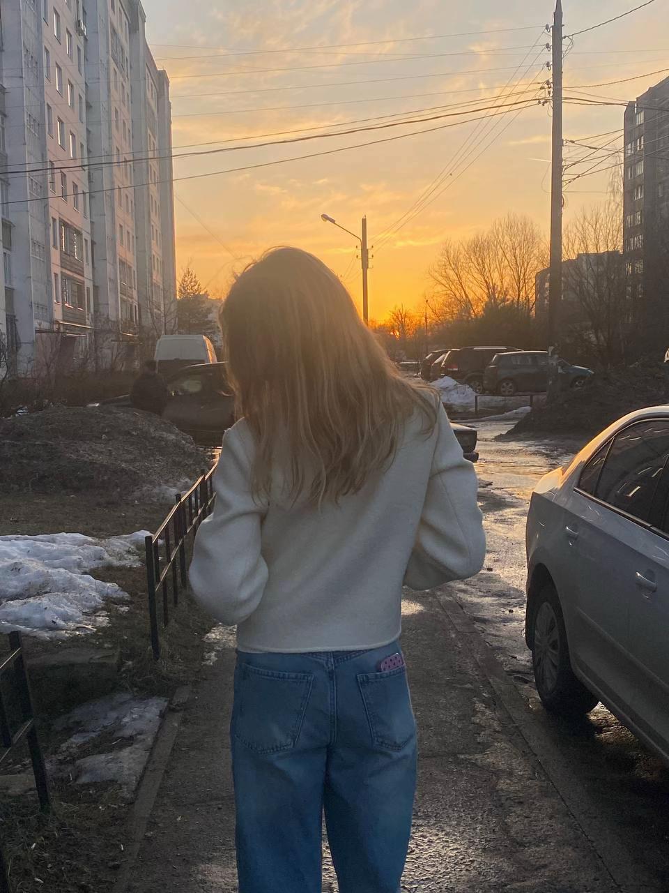 @moon