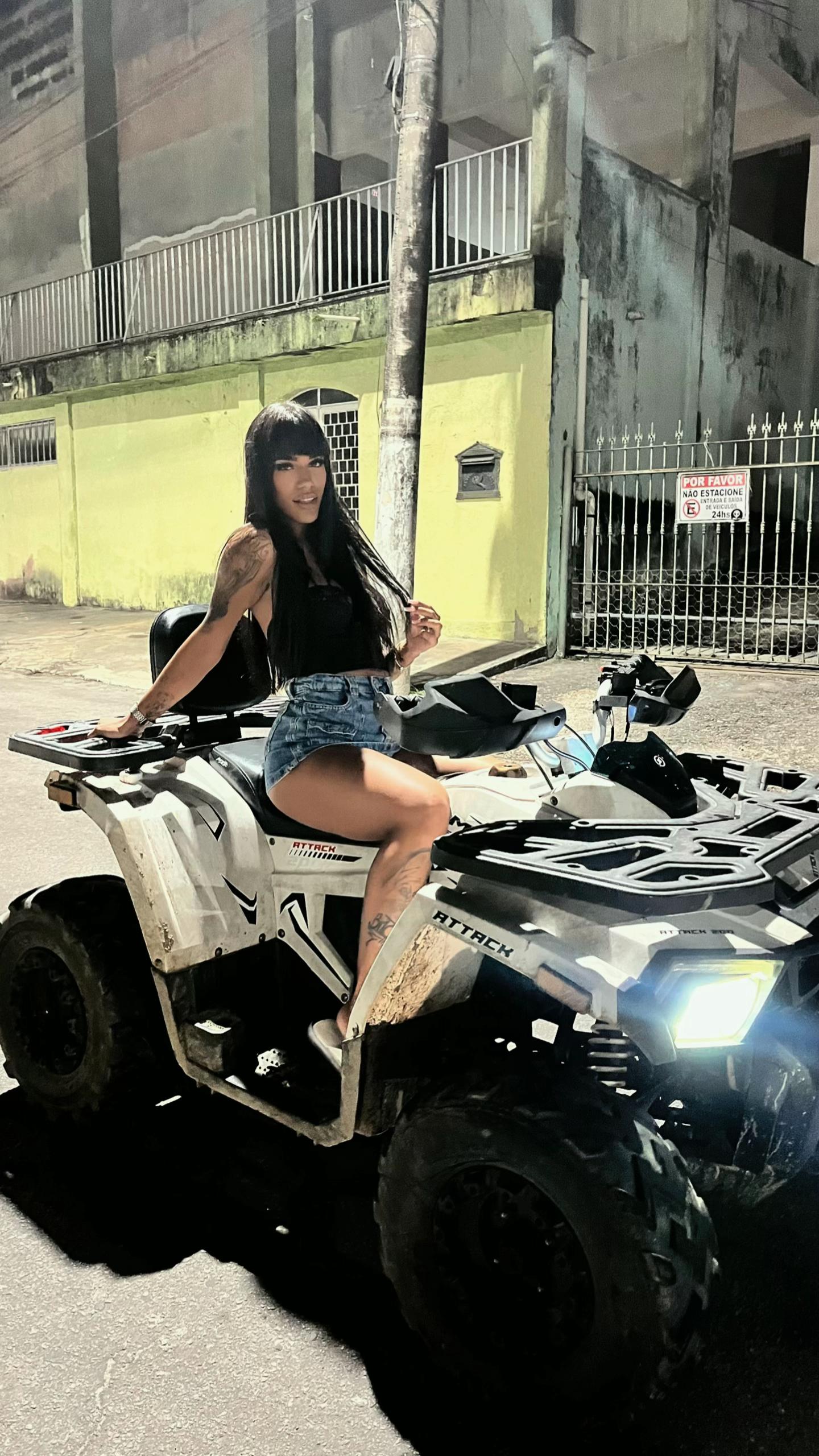 @rebecapacheco