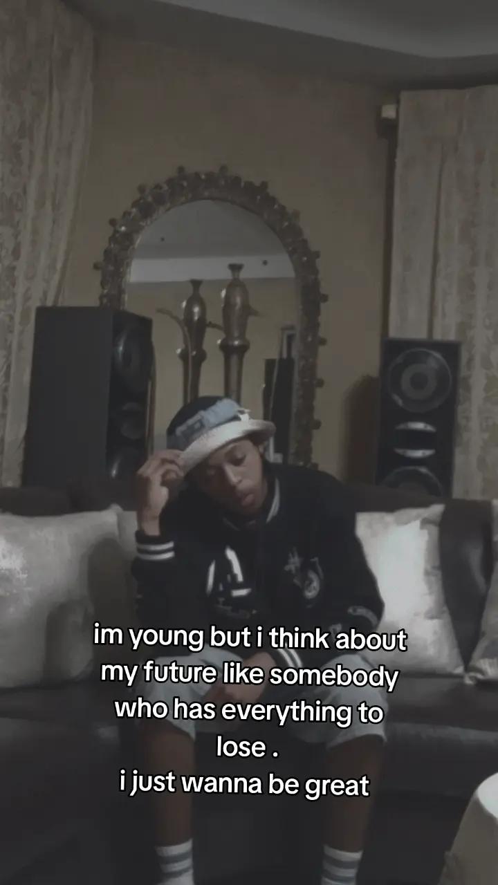 @CYVI*