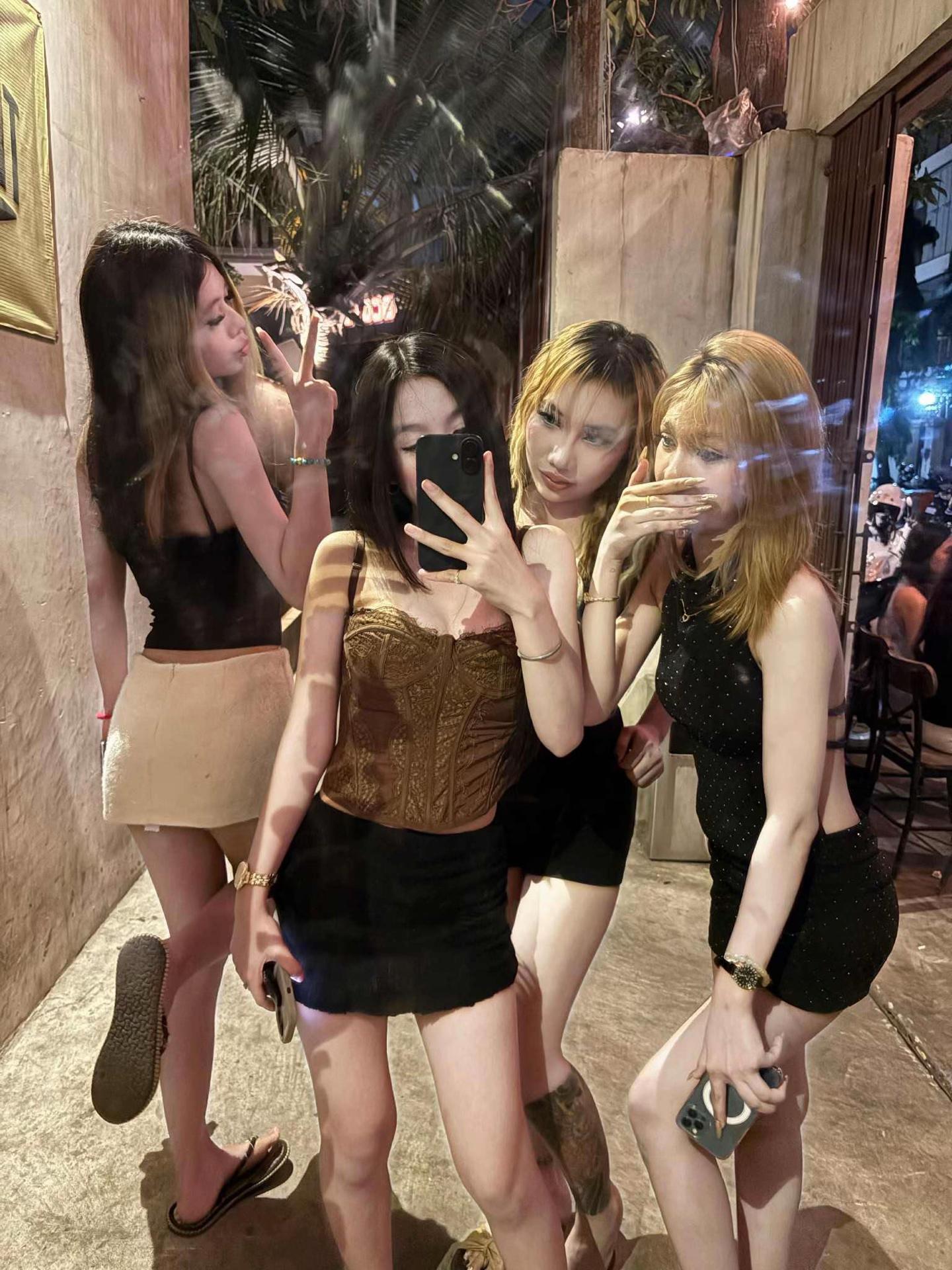 @GIRL TINTUY