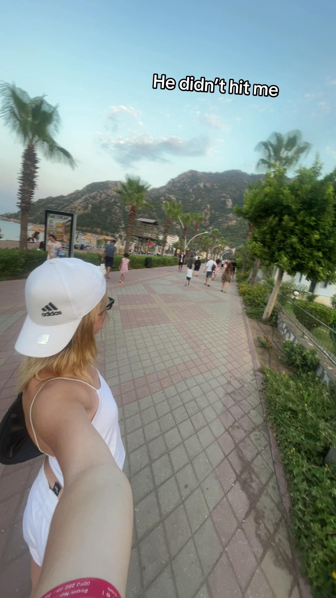 @RoXy-RoO