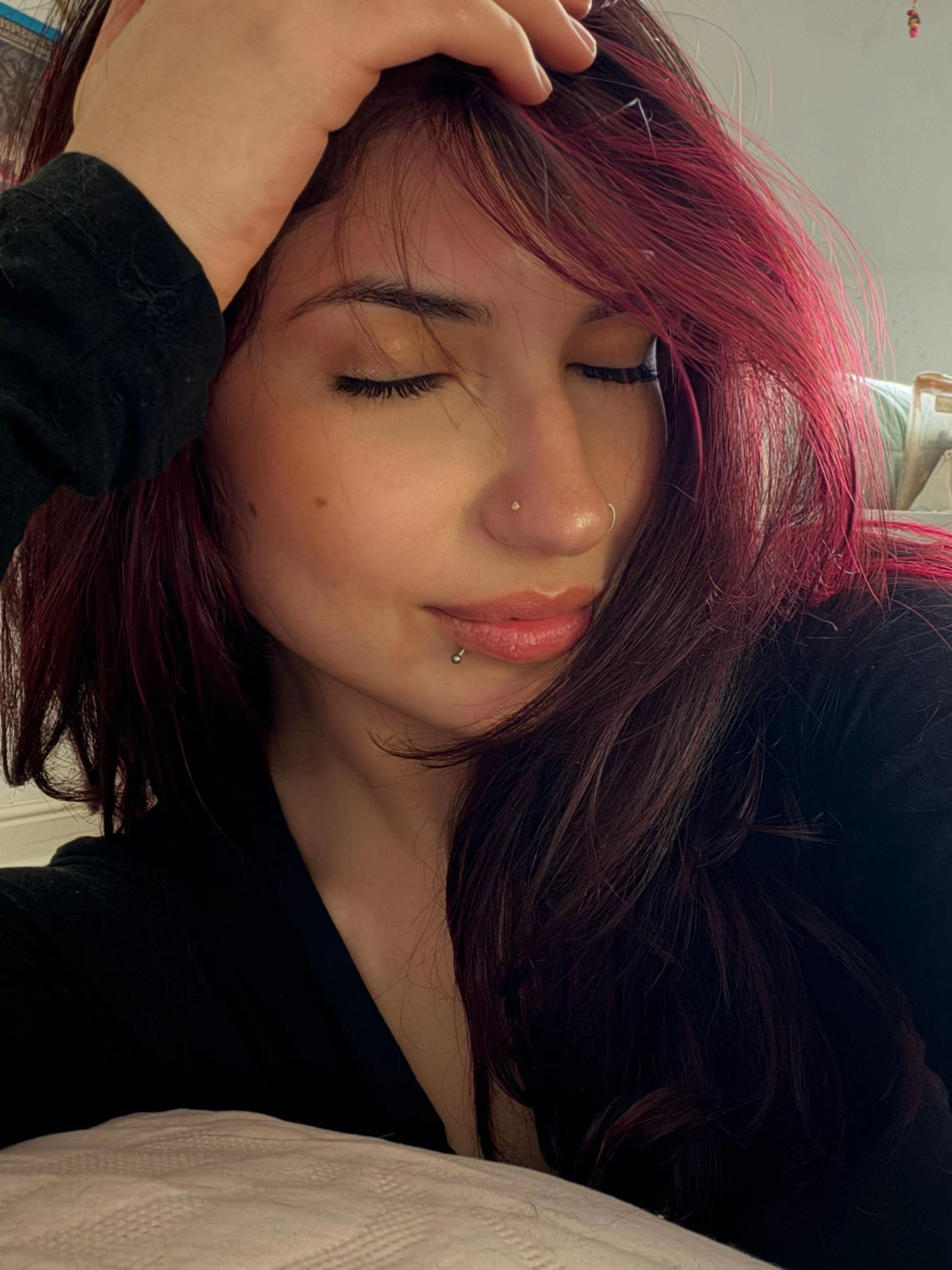 @g