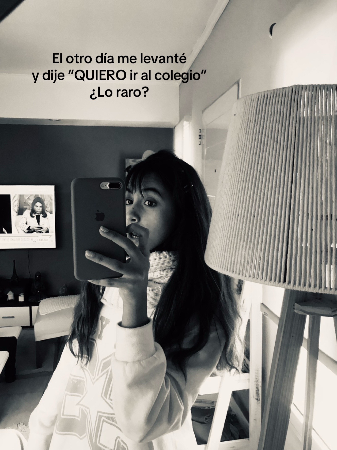 @Ximena González