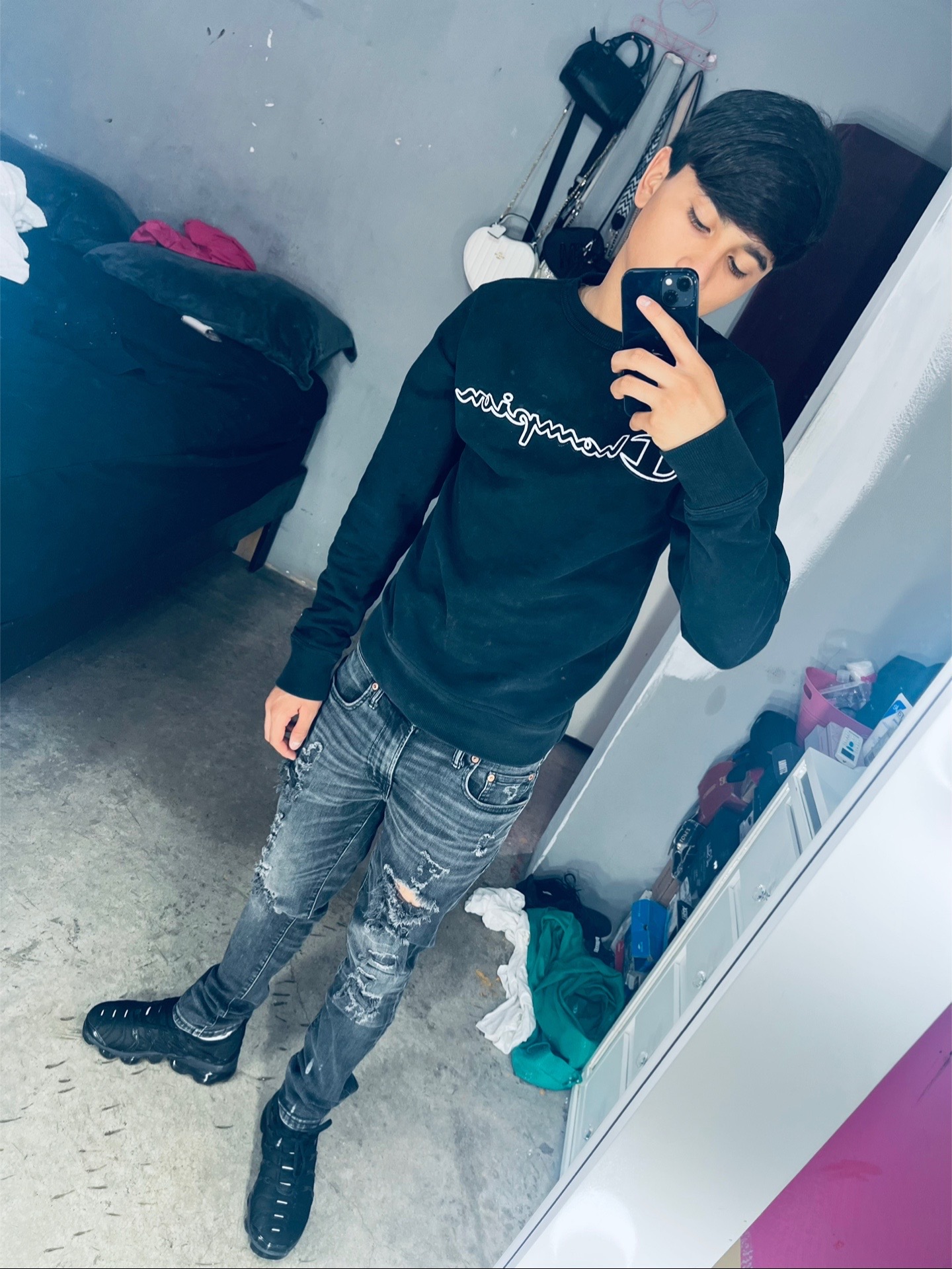 @Ángel_12