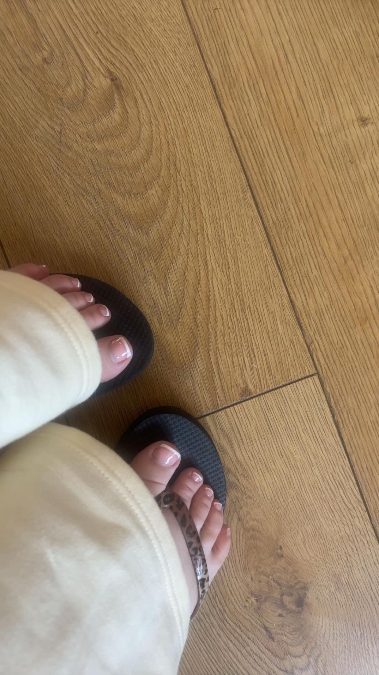 @𝐁