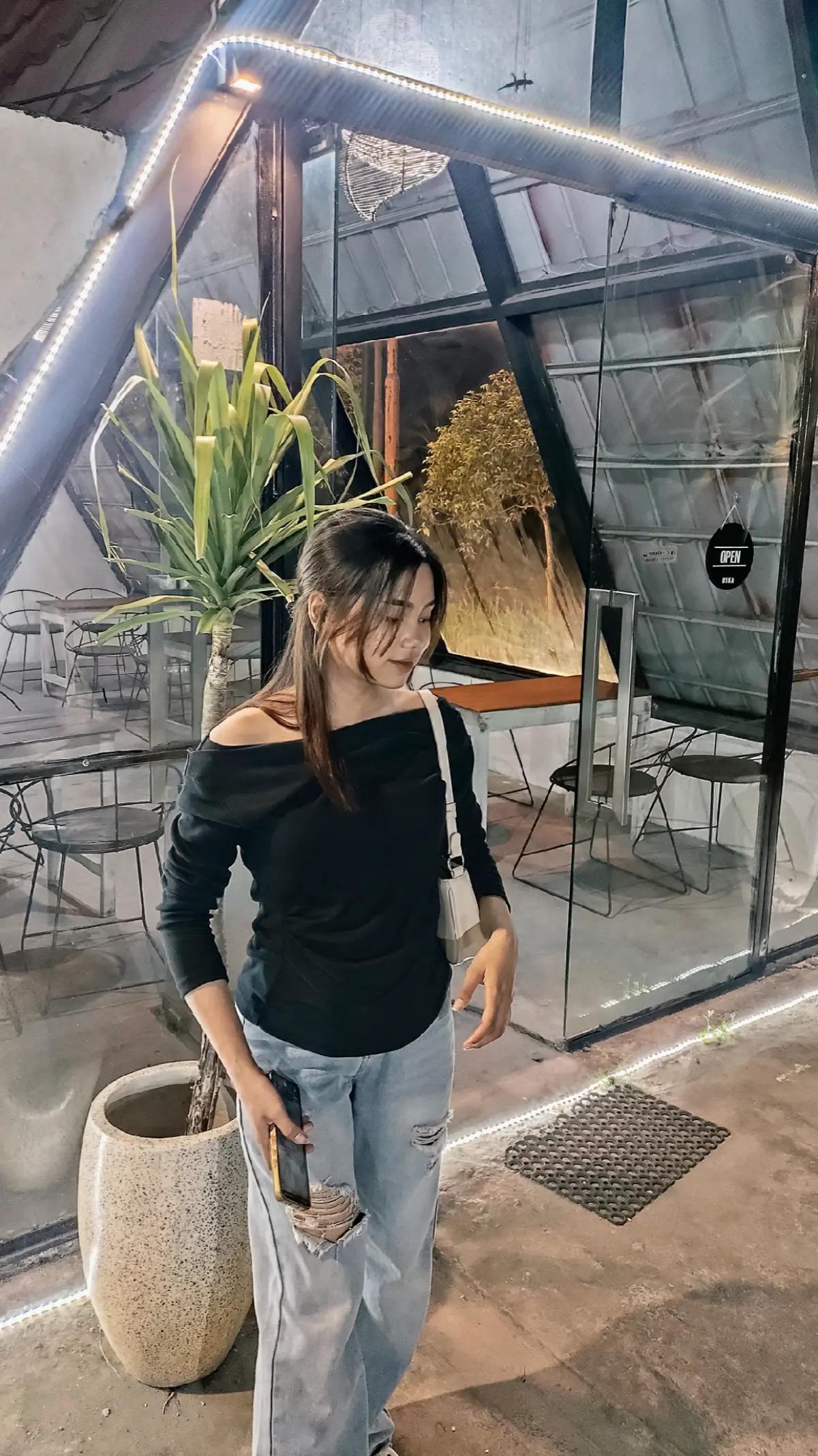 @🧚🏻&zwj;♀️