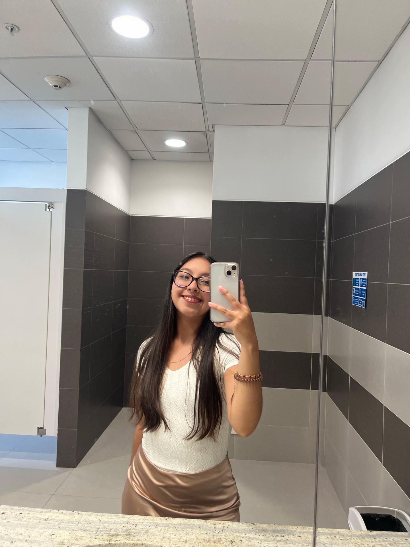 @Luz Alexandra