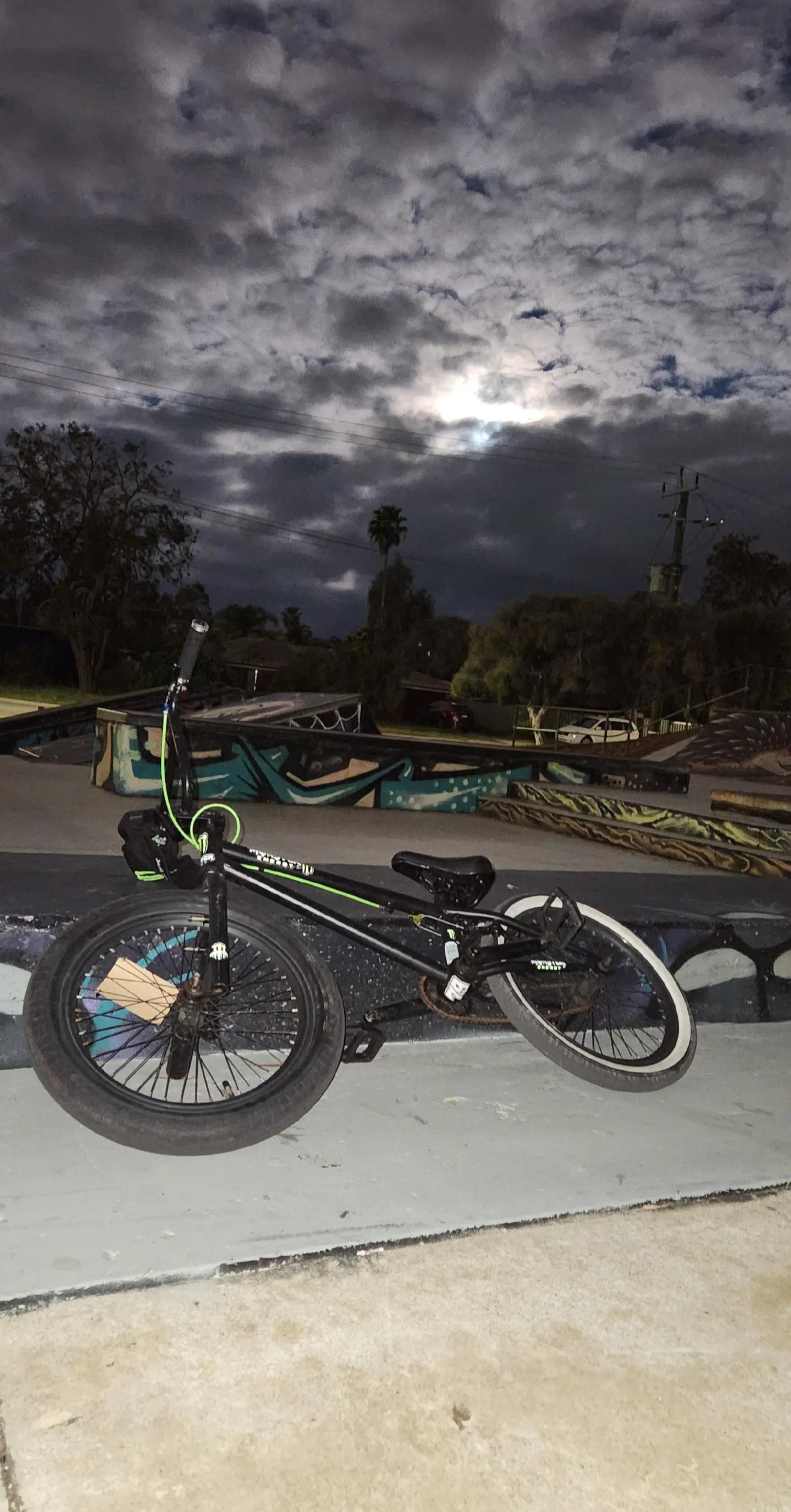 @mønst3r-bmx¹⁹