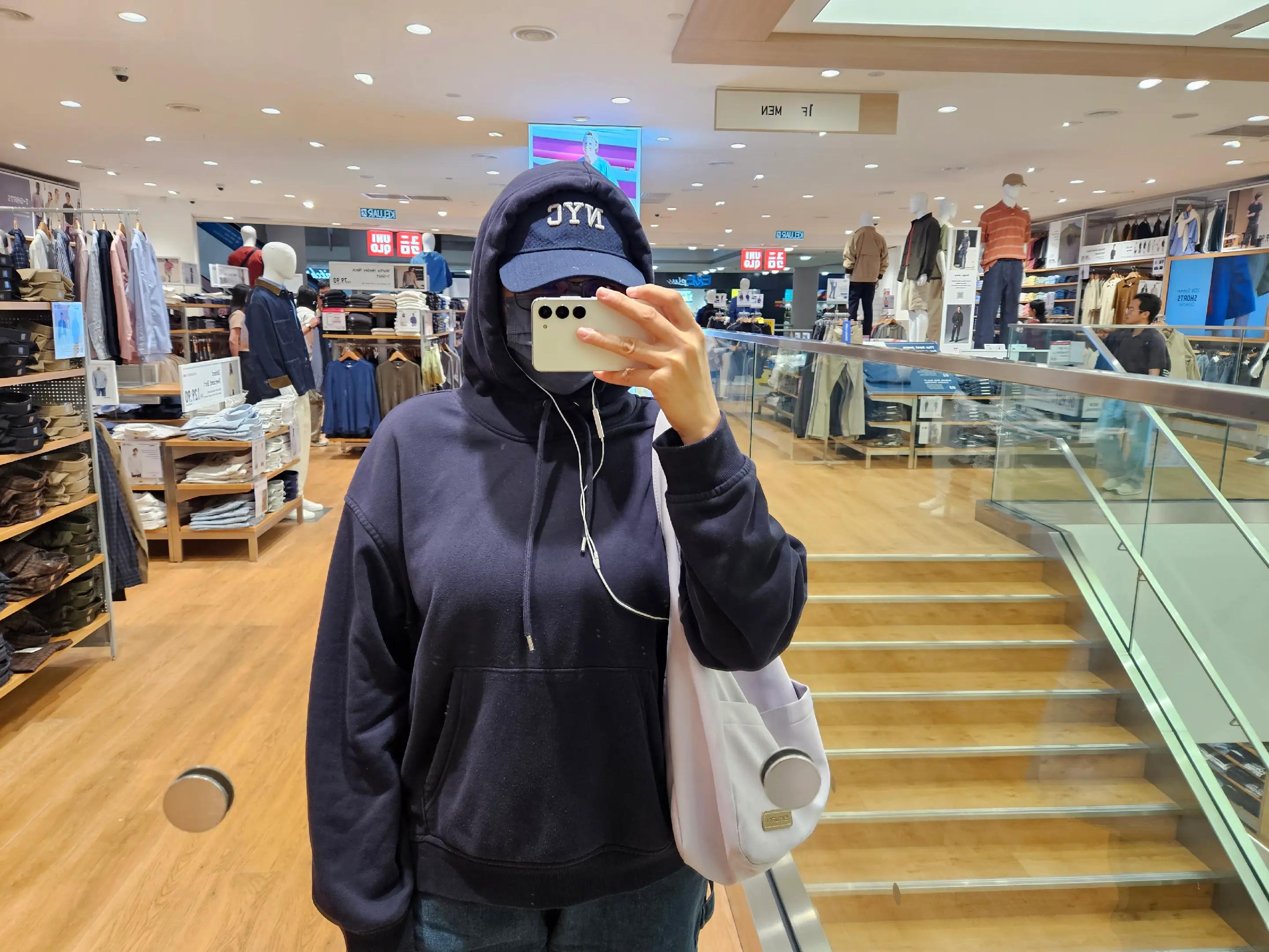 @JustN.