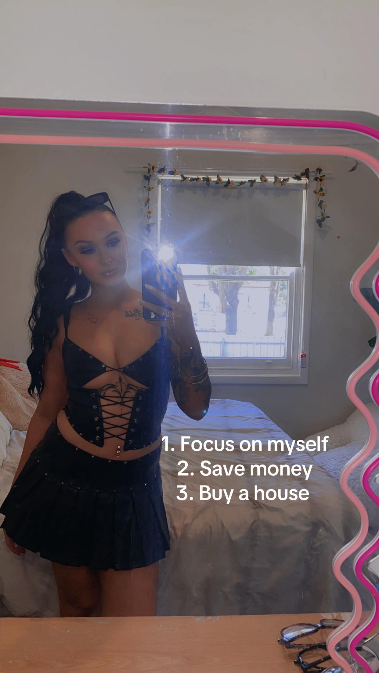 @katelynrosexo