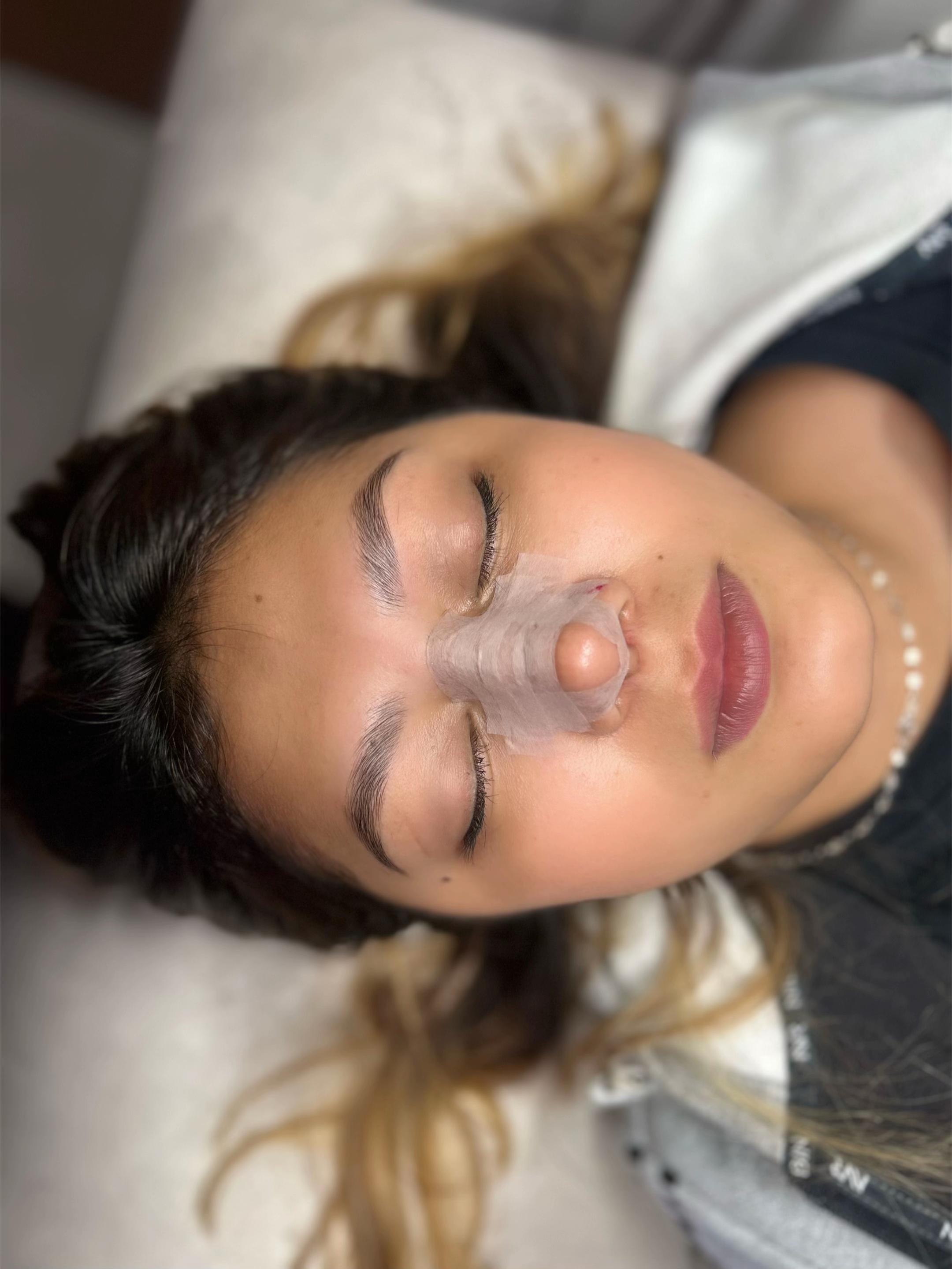 @Holy Beauty✨