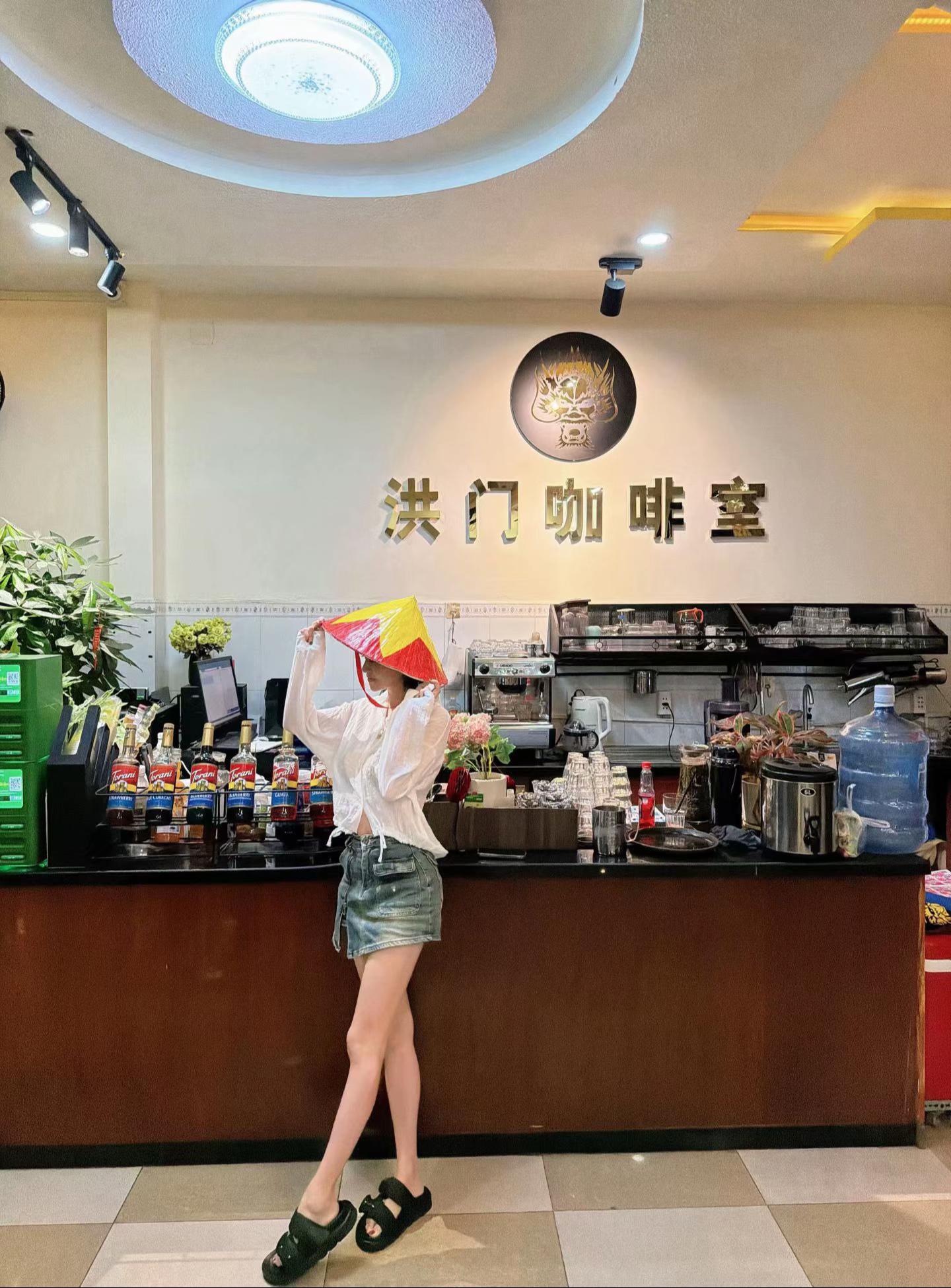 @洪门咖啡室☕️（Hồng M&ocirc;n Coffee)