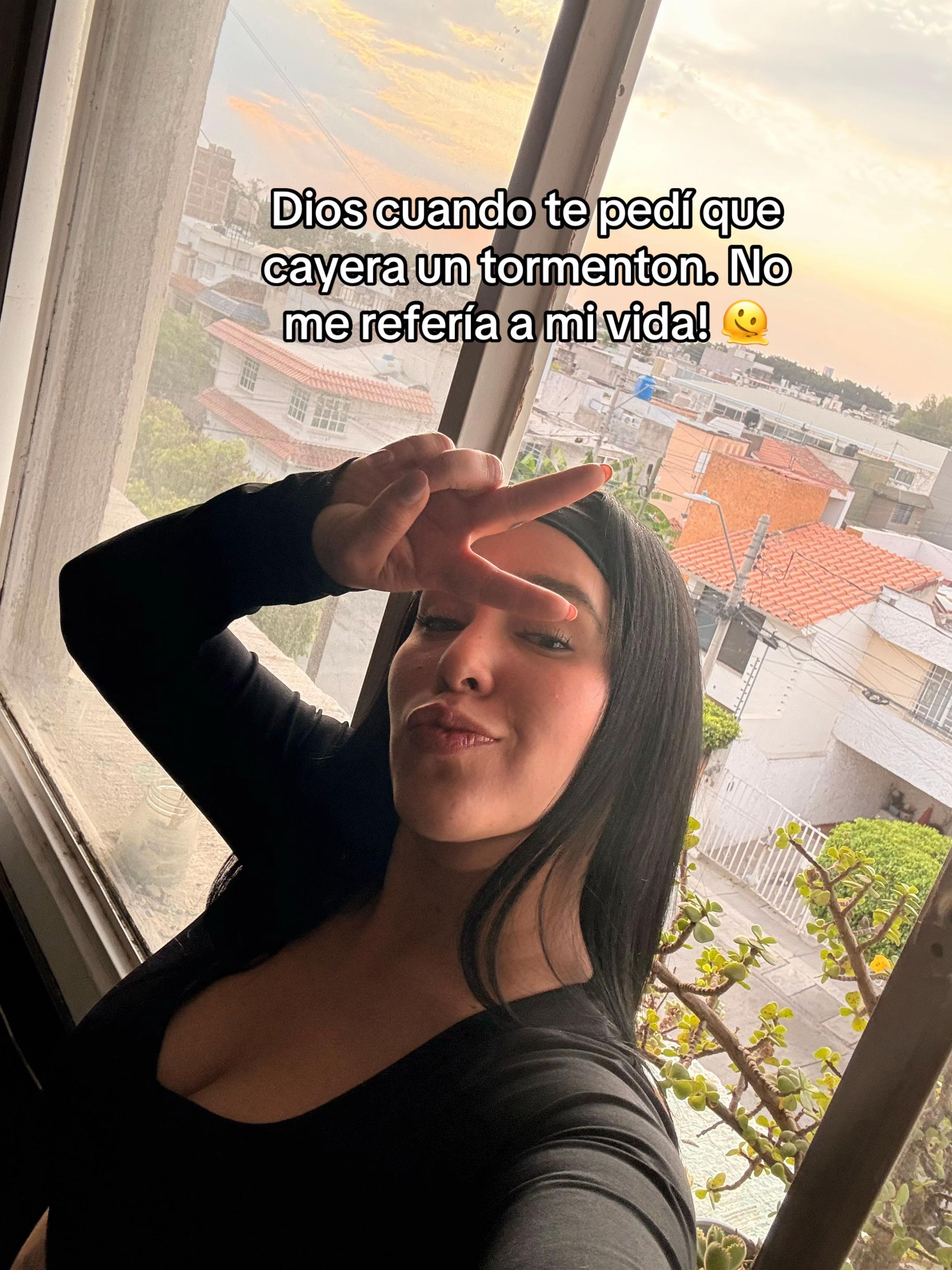 @Vanee✨