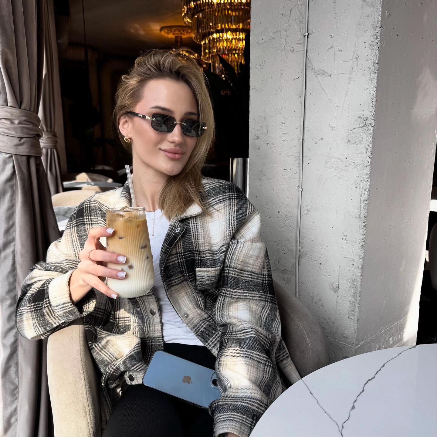 @Alyona30.10