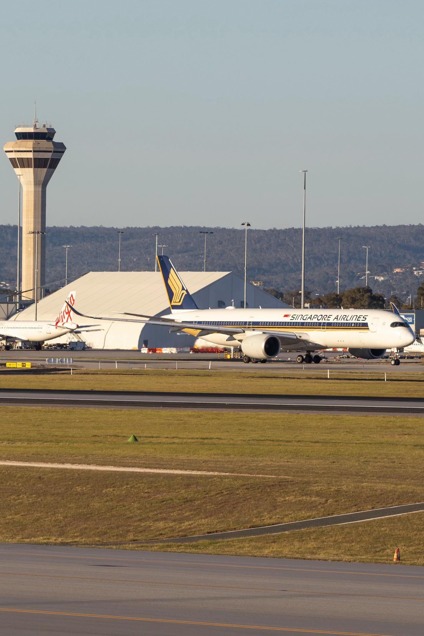 @Average Perth Aviation®