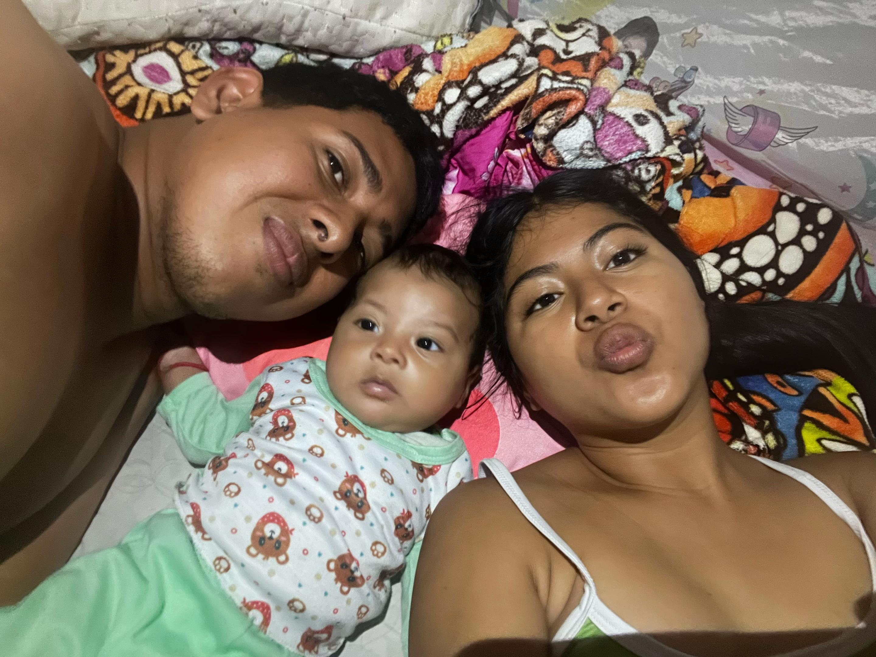 @LuisAna07