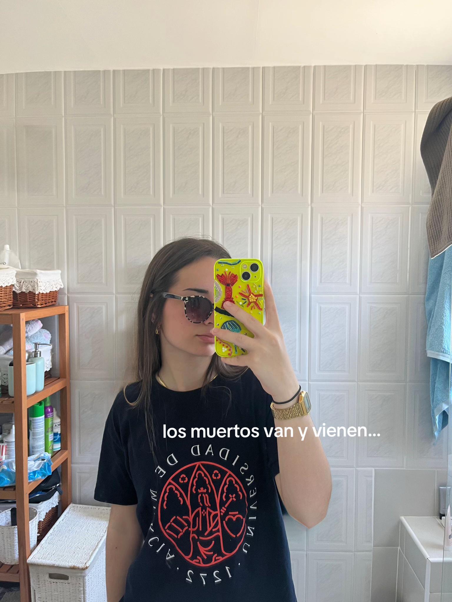 @⁶🤷🏻♀️⁷