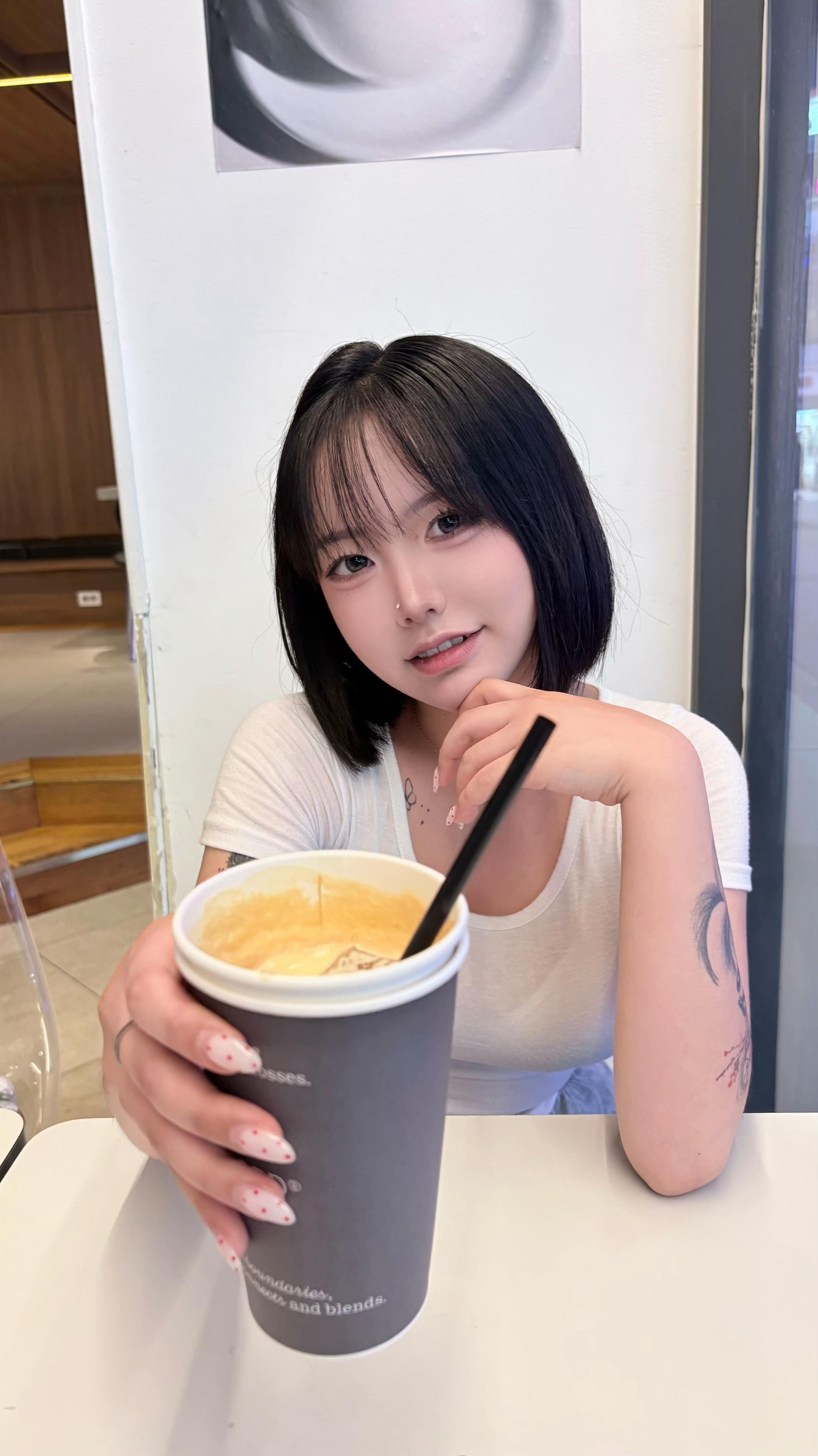 @아영