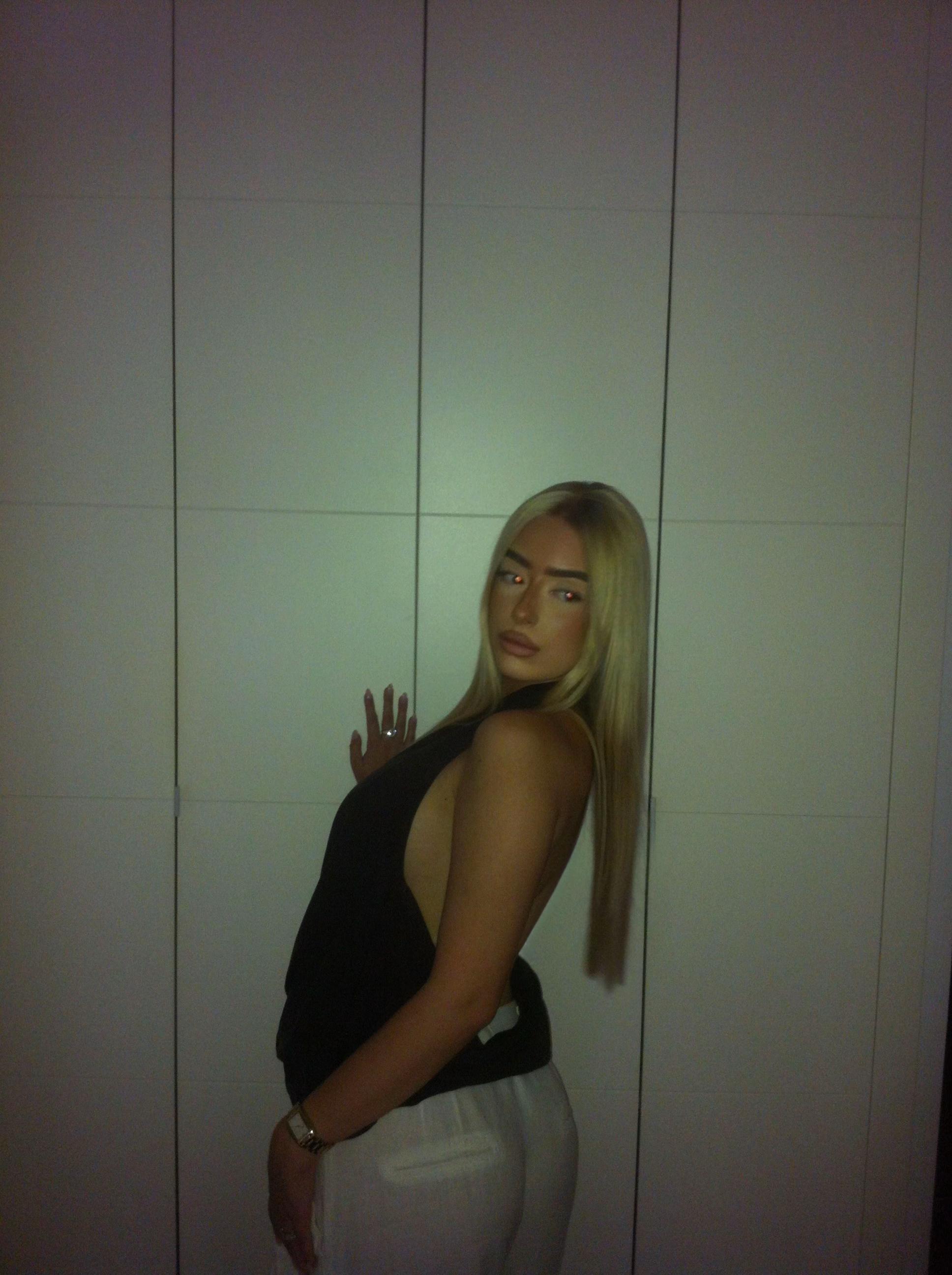 @Carolmtnz_