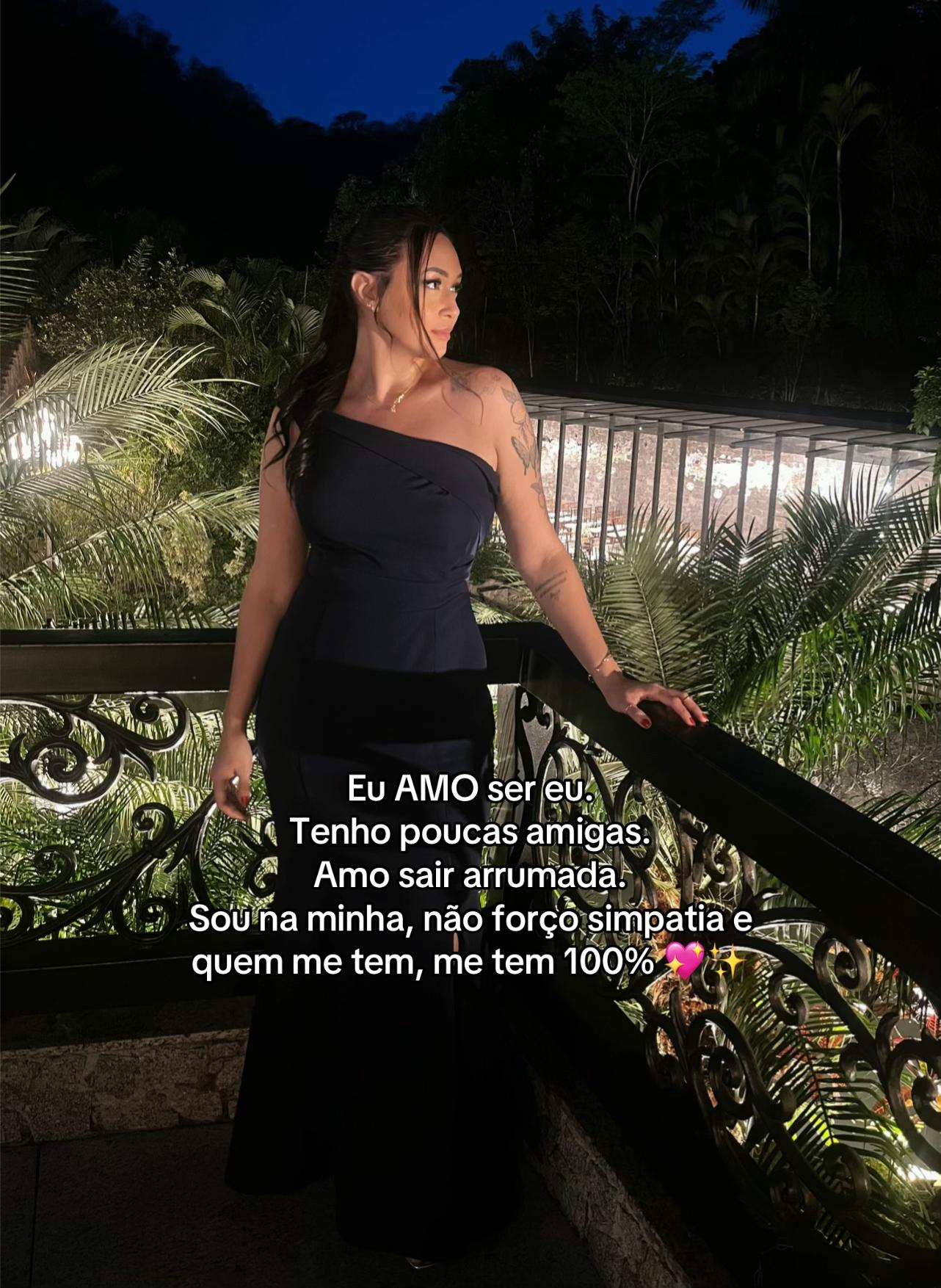 @Thais
