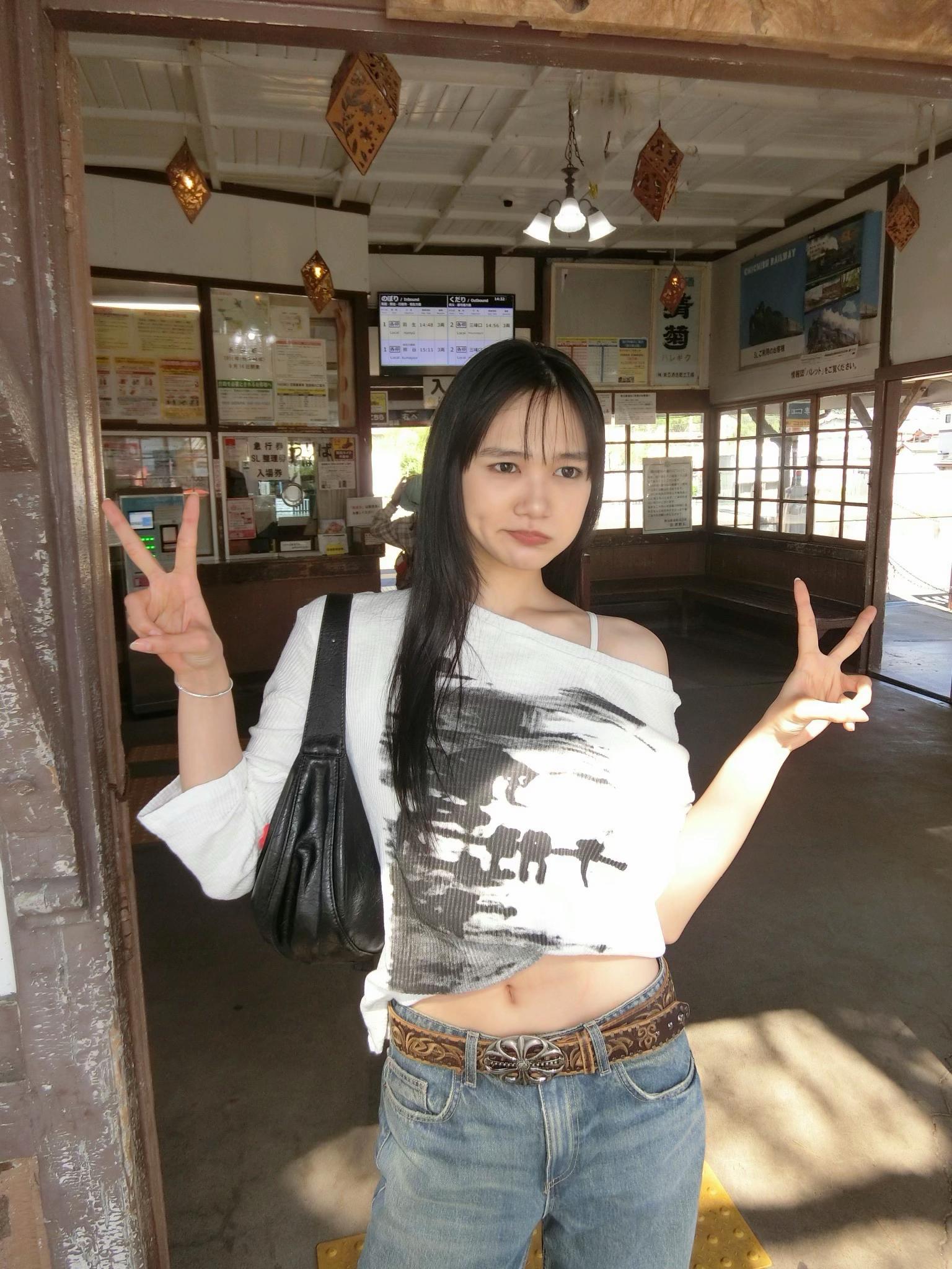 @コノ