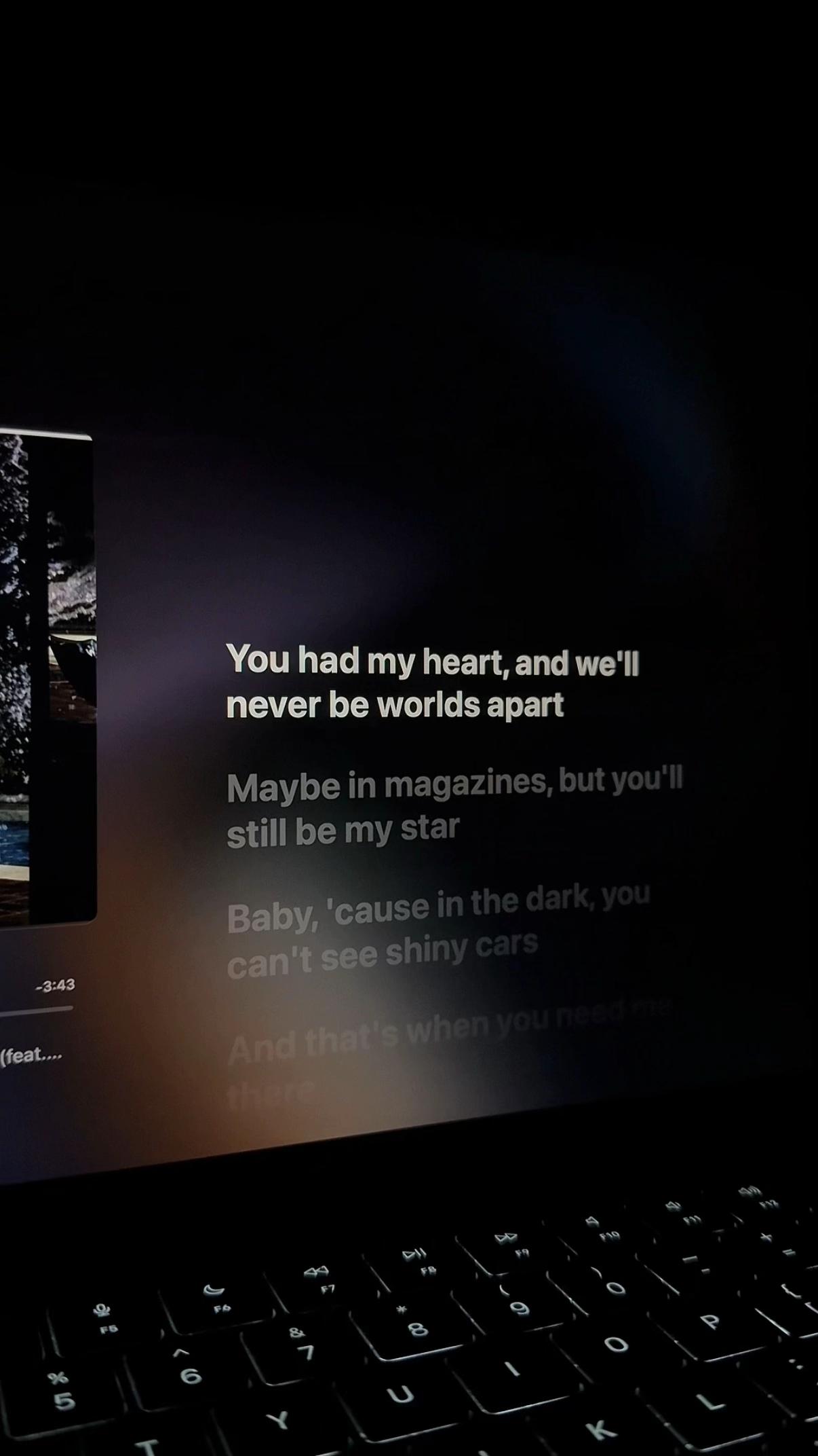 @Apple ♫