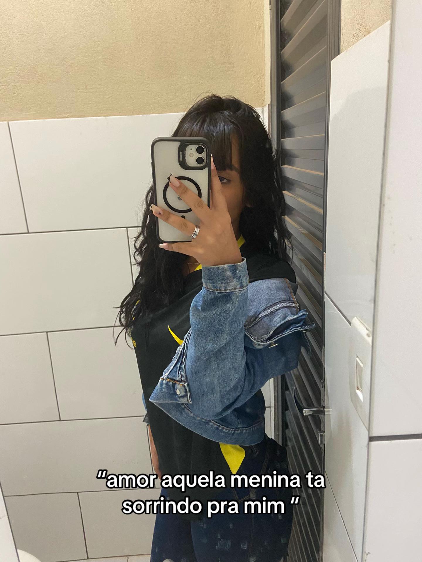 @_nandasz