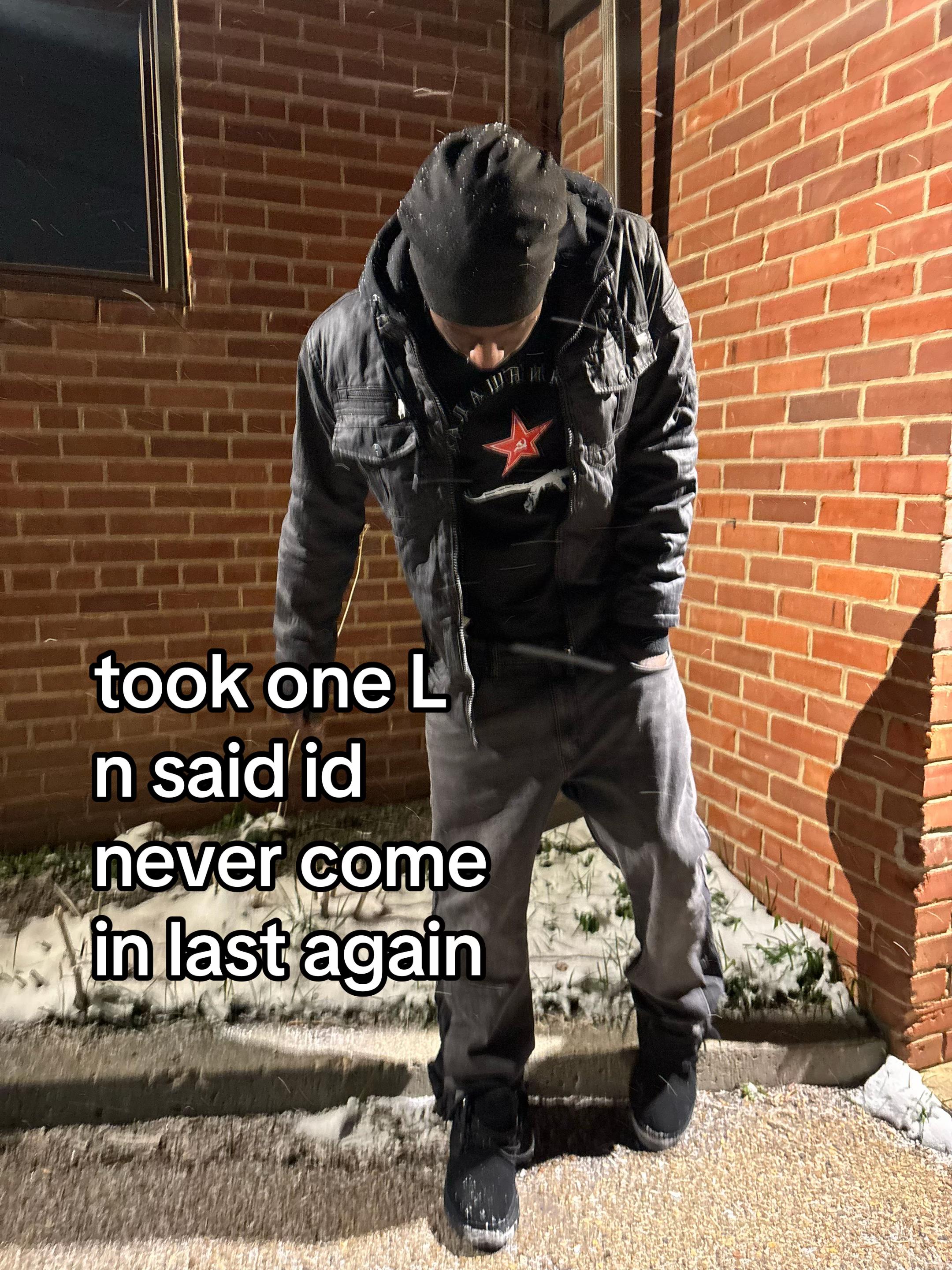@￼