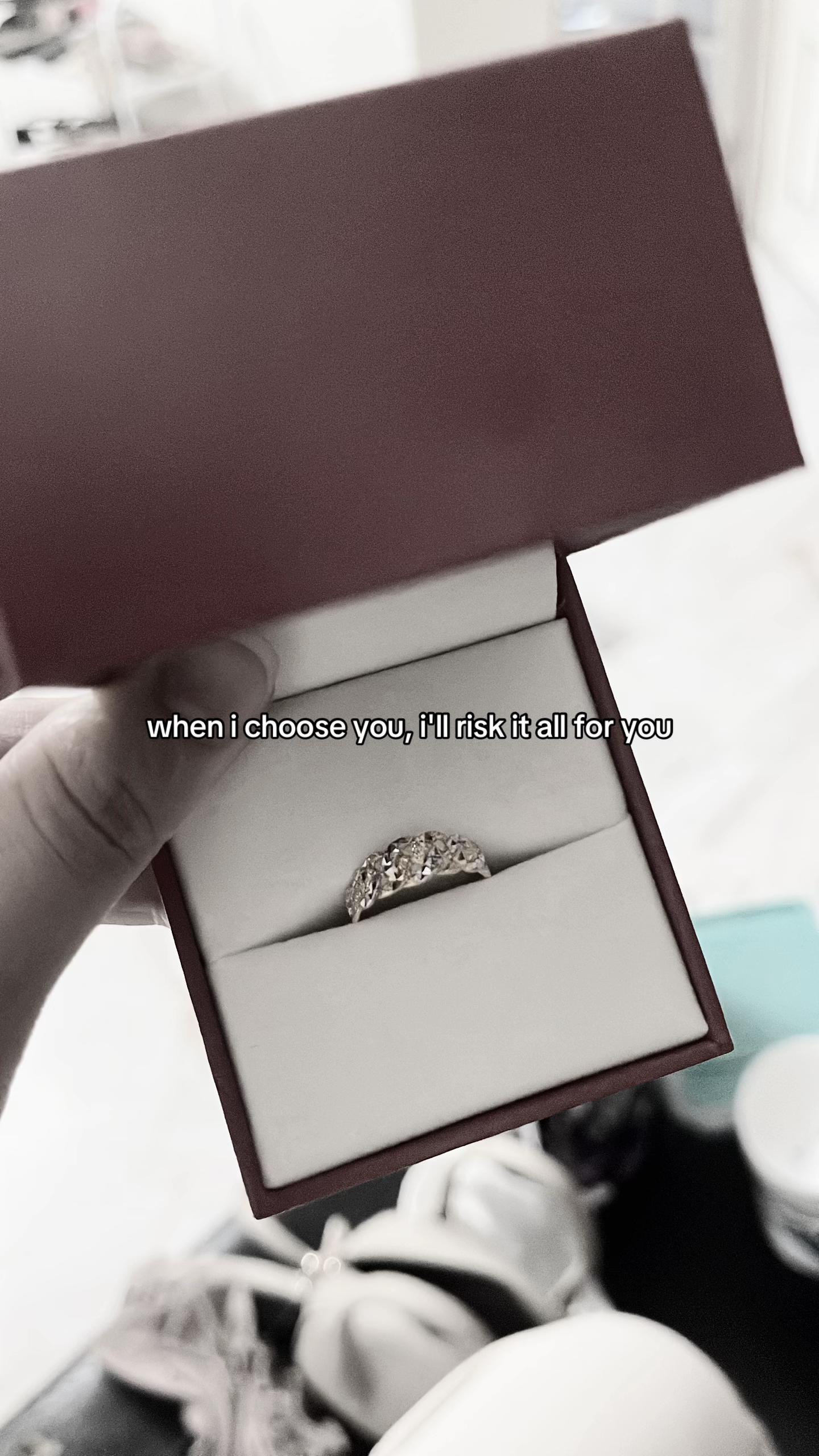 @𝓐𝓶𝔂𓆩♡𓆪༉