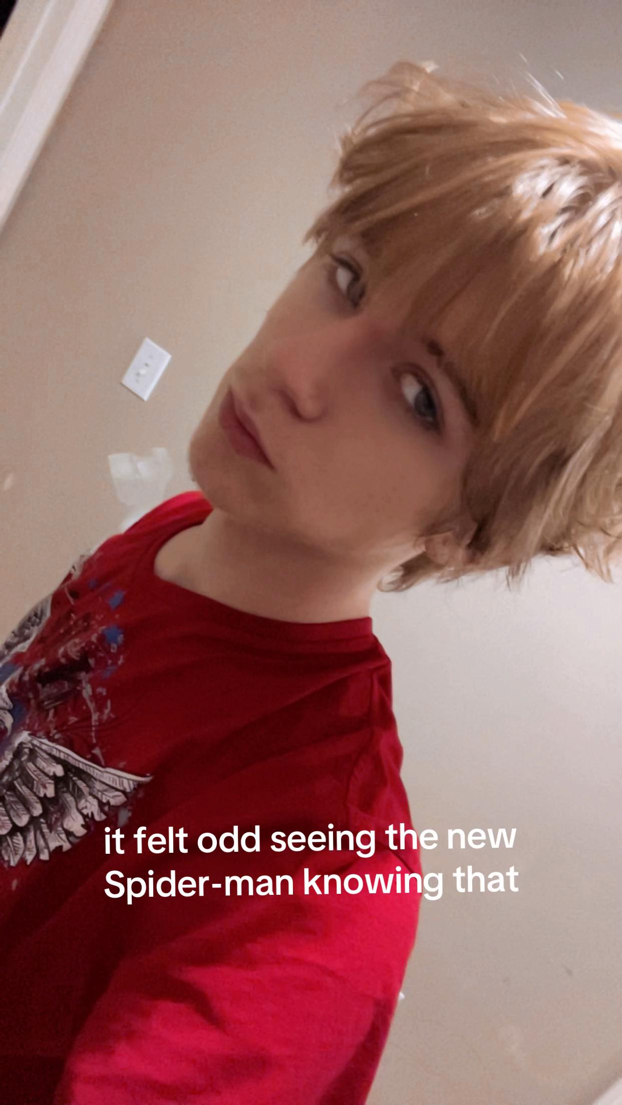 @️