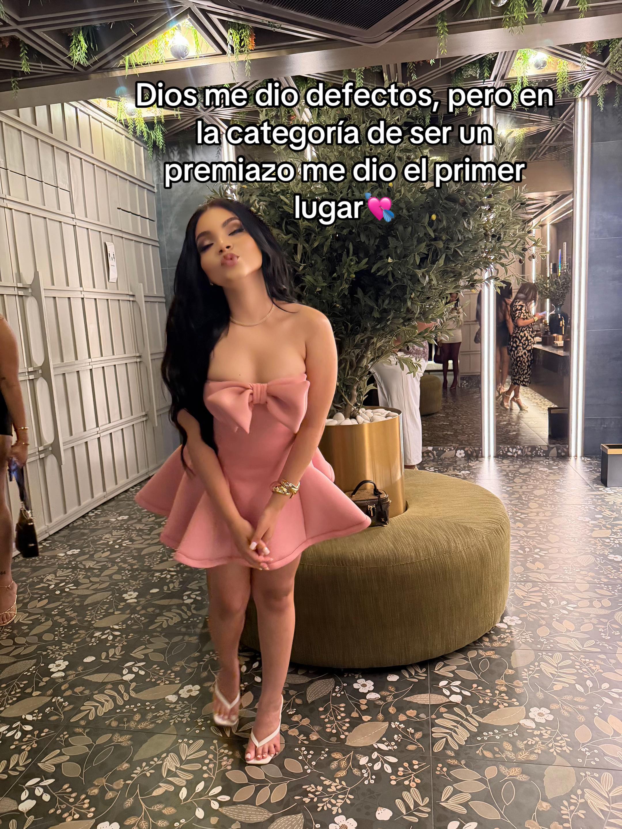 @Esmeraldita🍇🍎💰