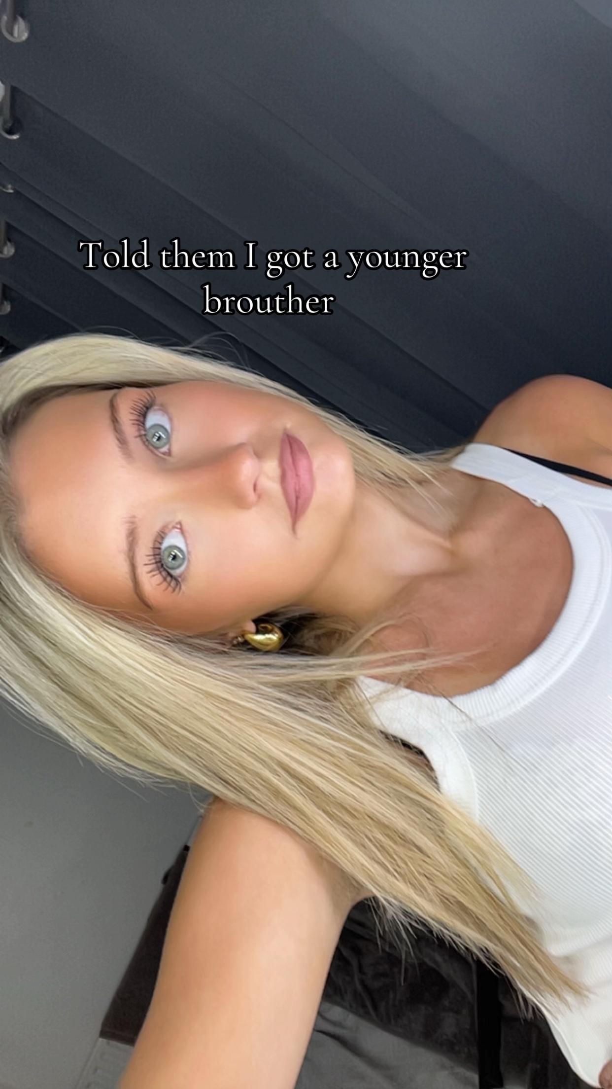 @𝐋
