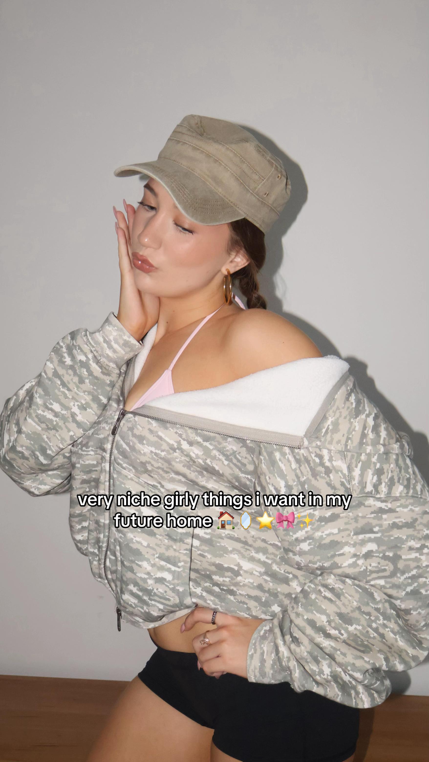 @EVIE-BELLA