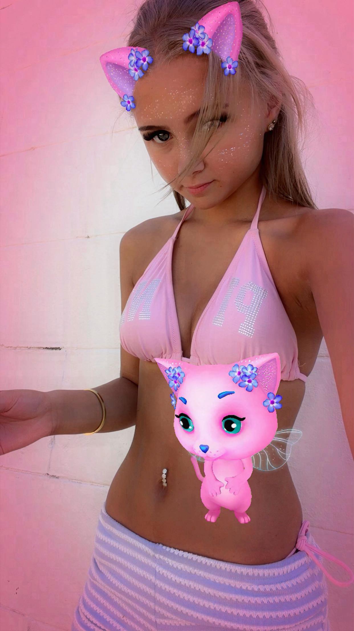 @Aniyspammiieeee