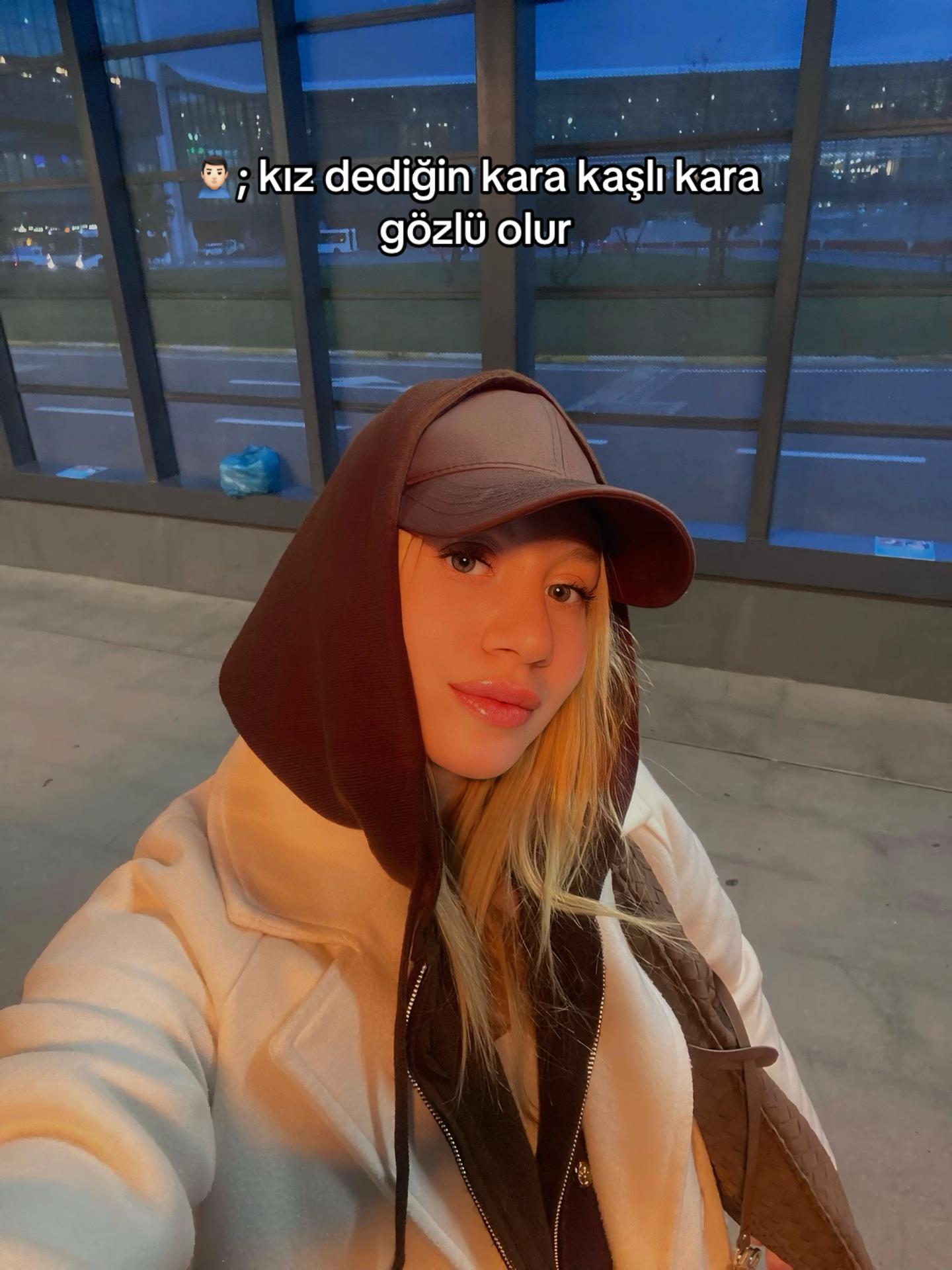 @Alleeeyyy