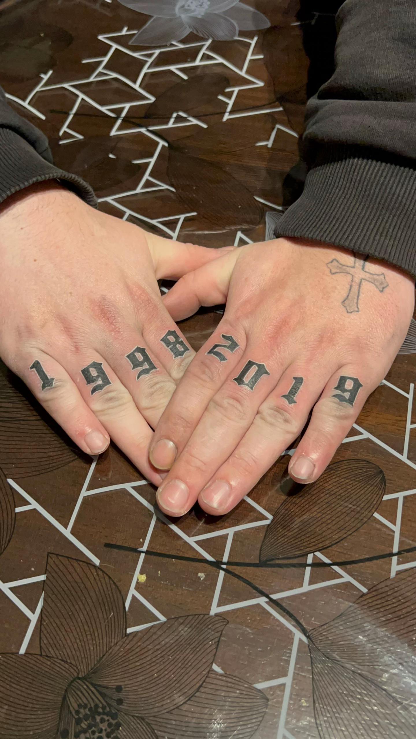 @Max_Loona