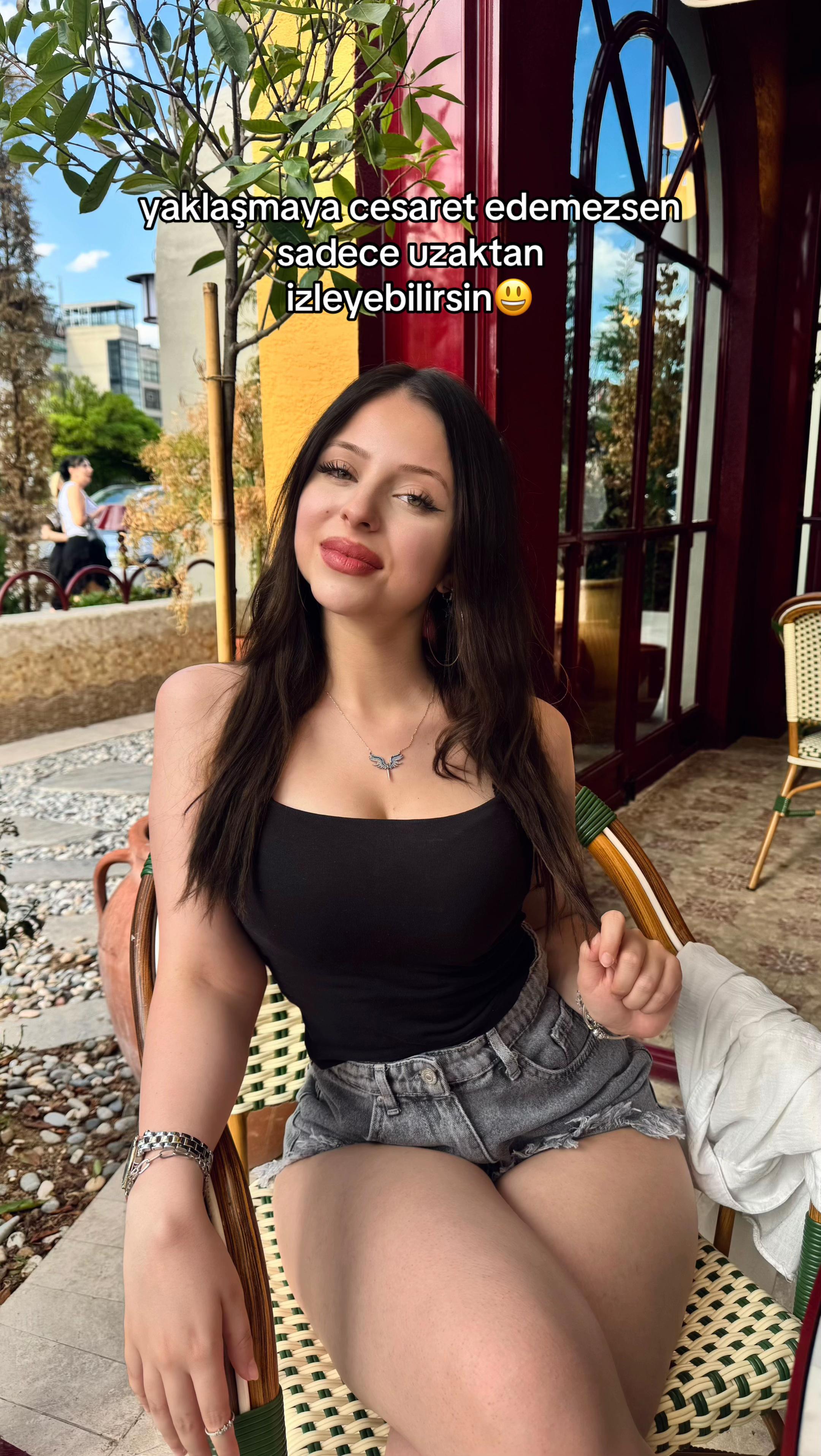 @𝒮𝓊