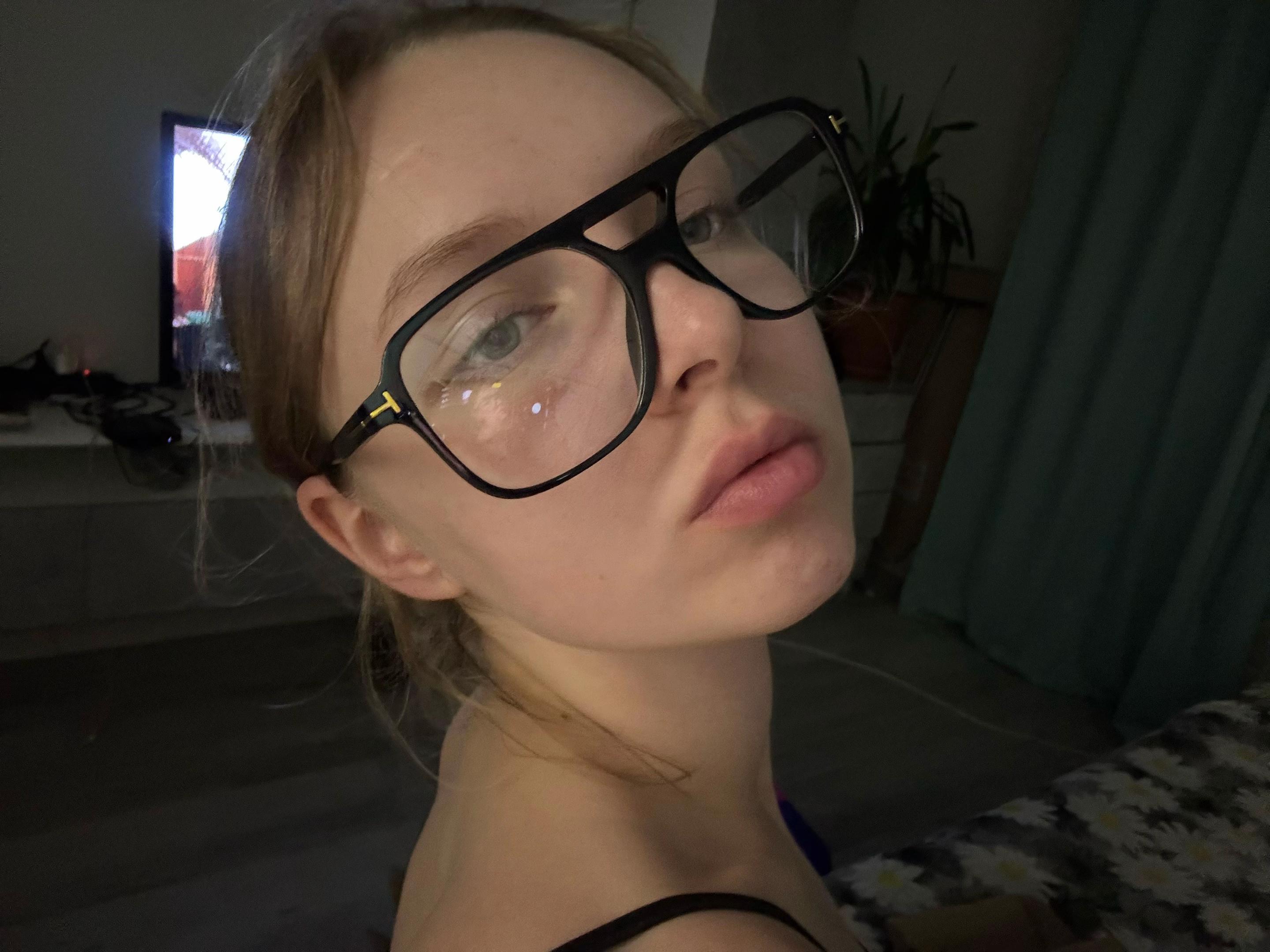 @викуля