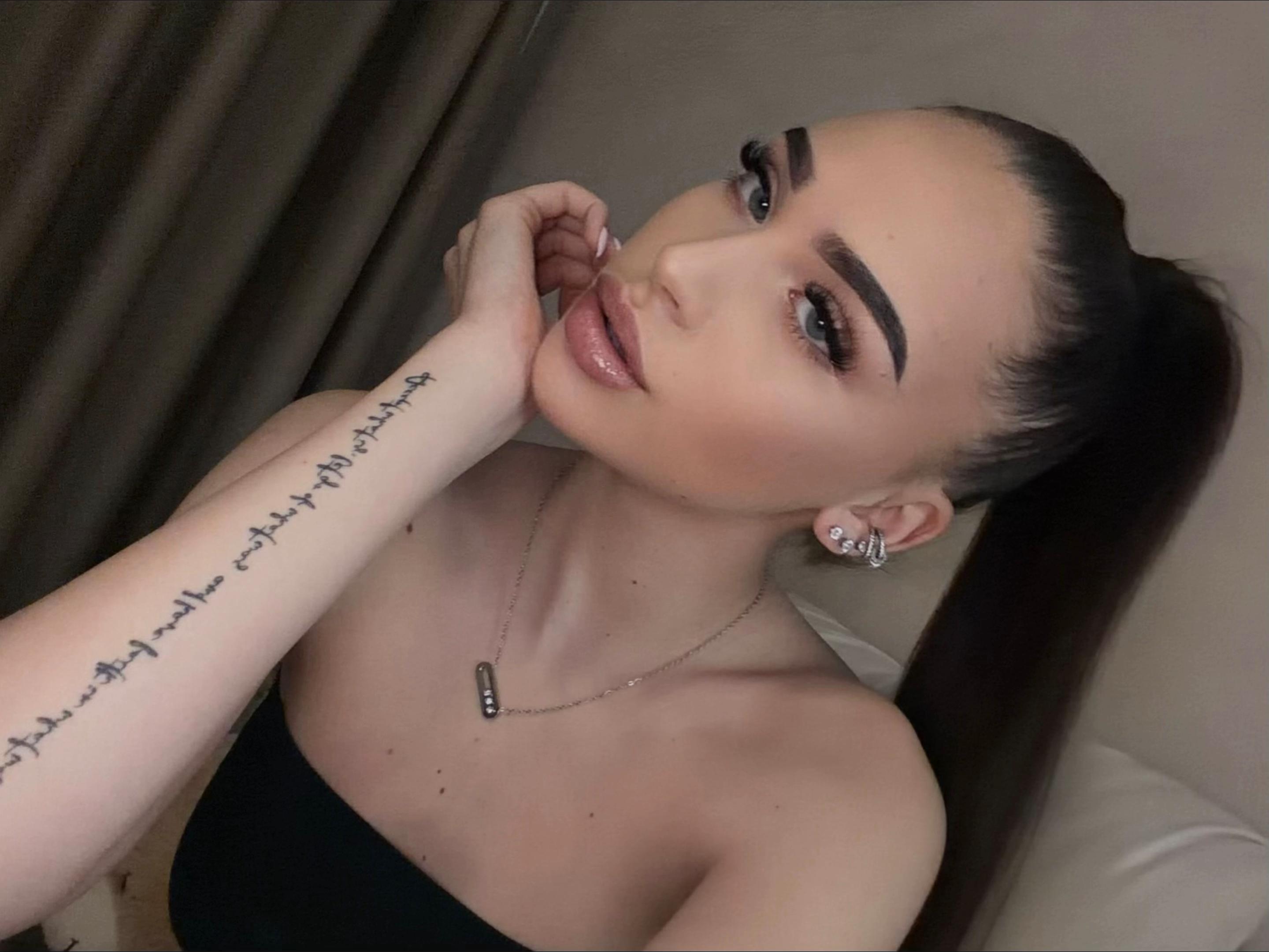 @Viktoriq Sirakova