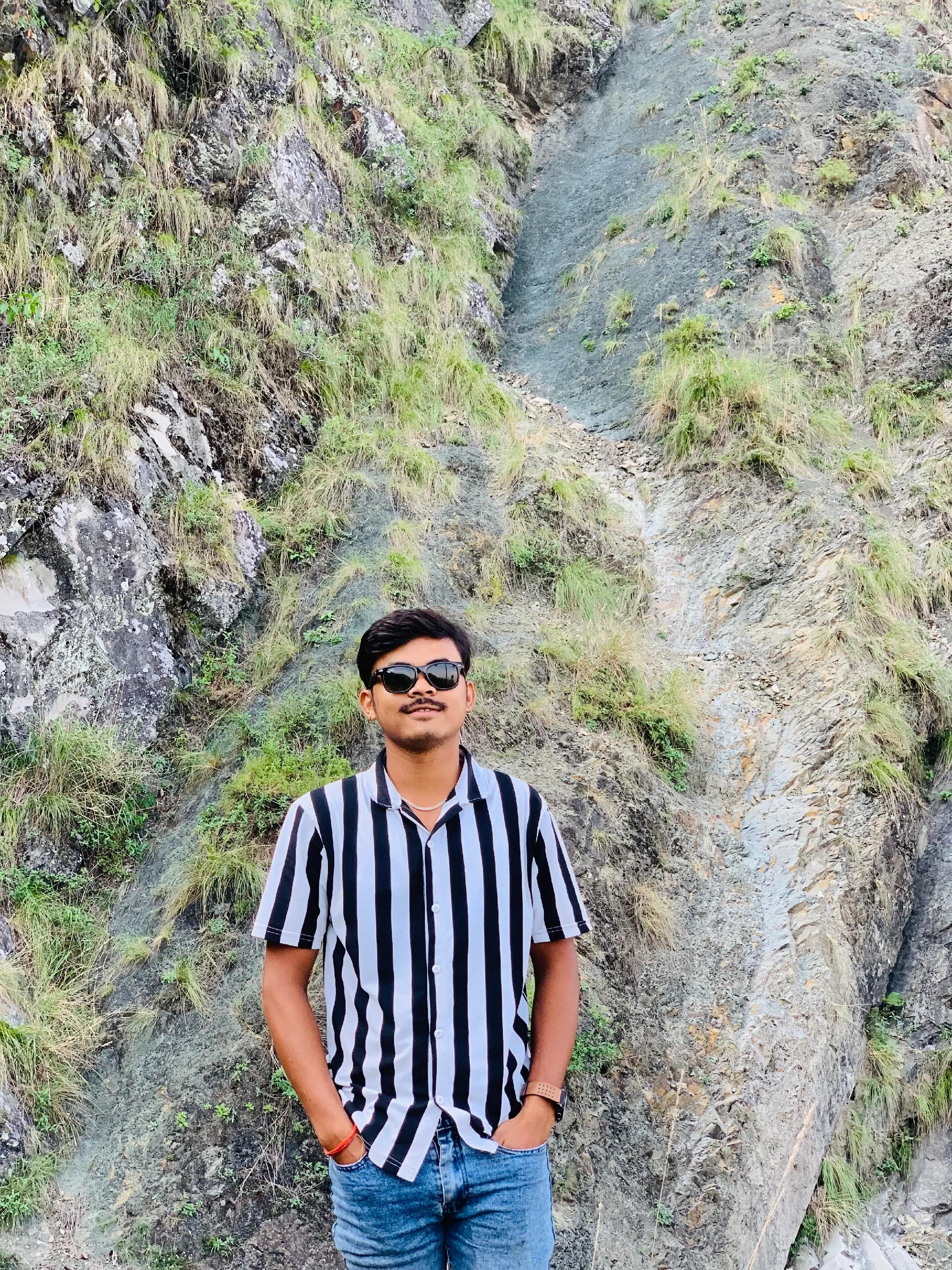 @sandesh💉🩺