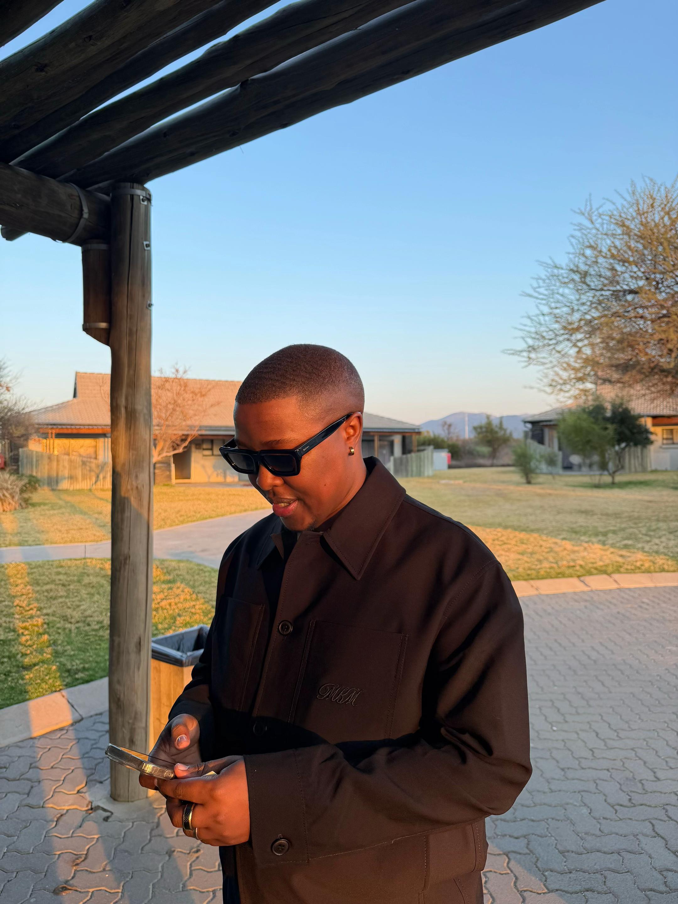 @sihledambuza