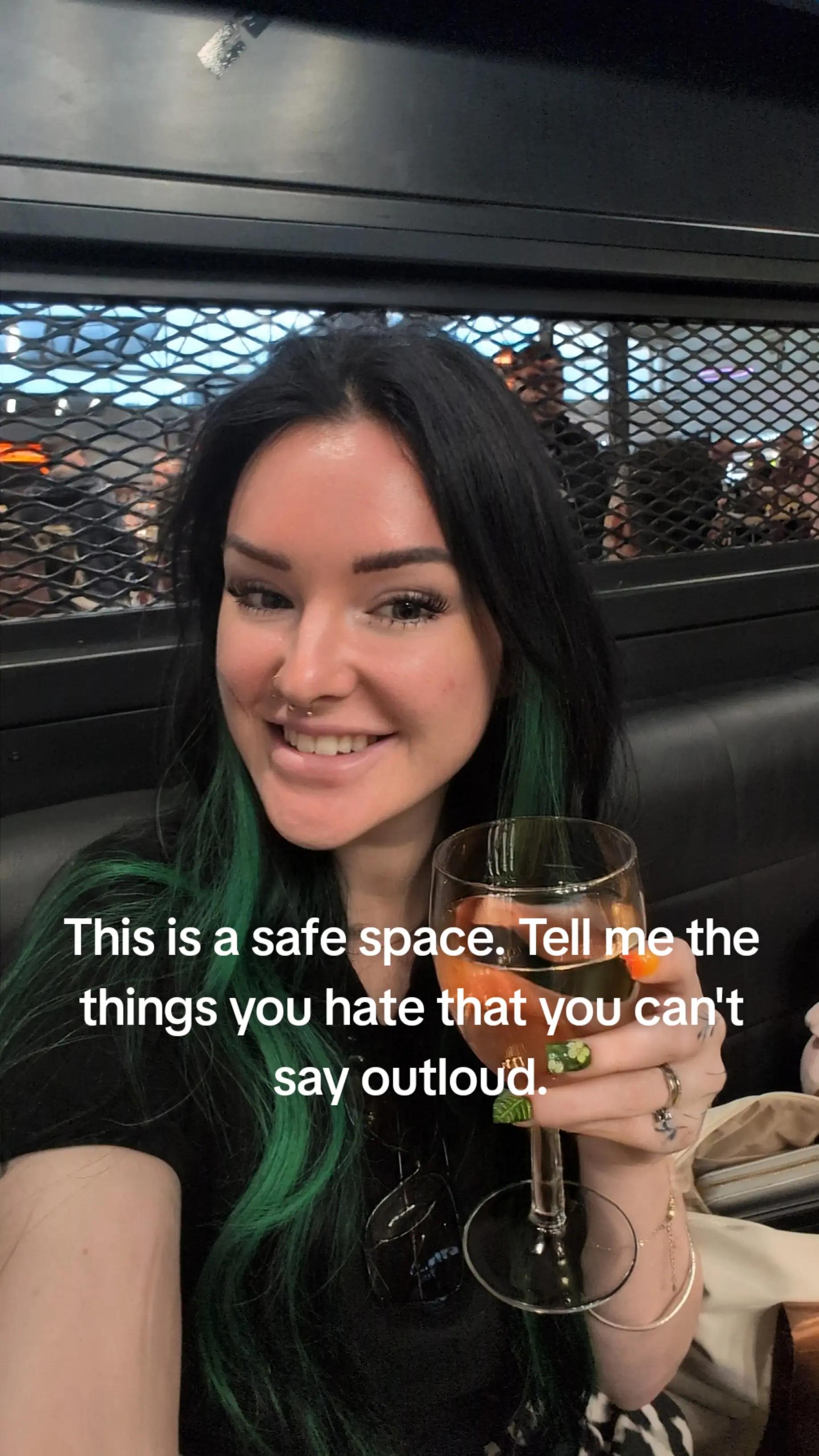@Gothicpotato_